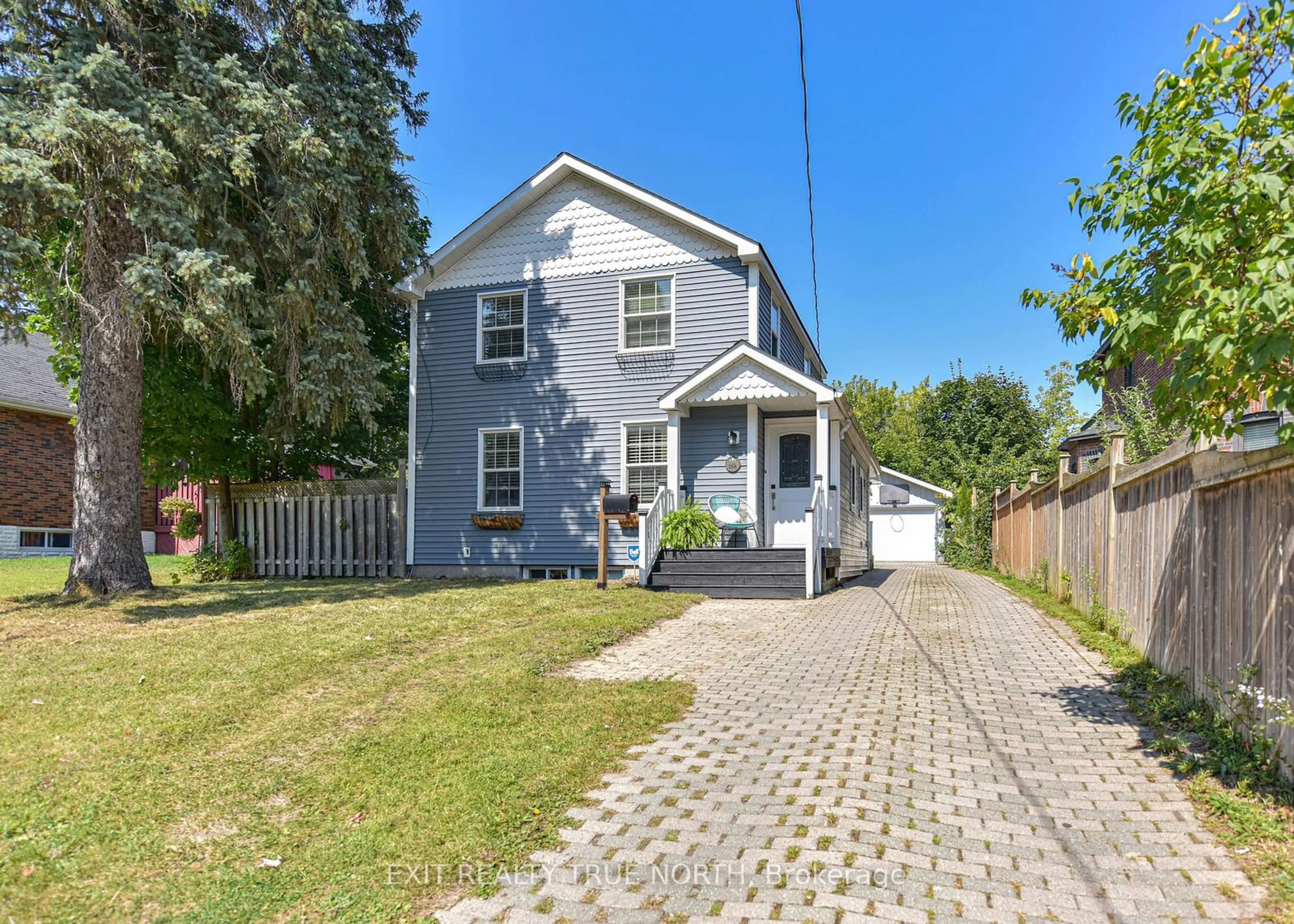 Frontside or backside of a home, cottage for 188 Nottawasaga St, Orillia Ontario L3V 3K1