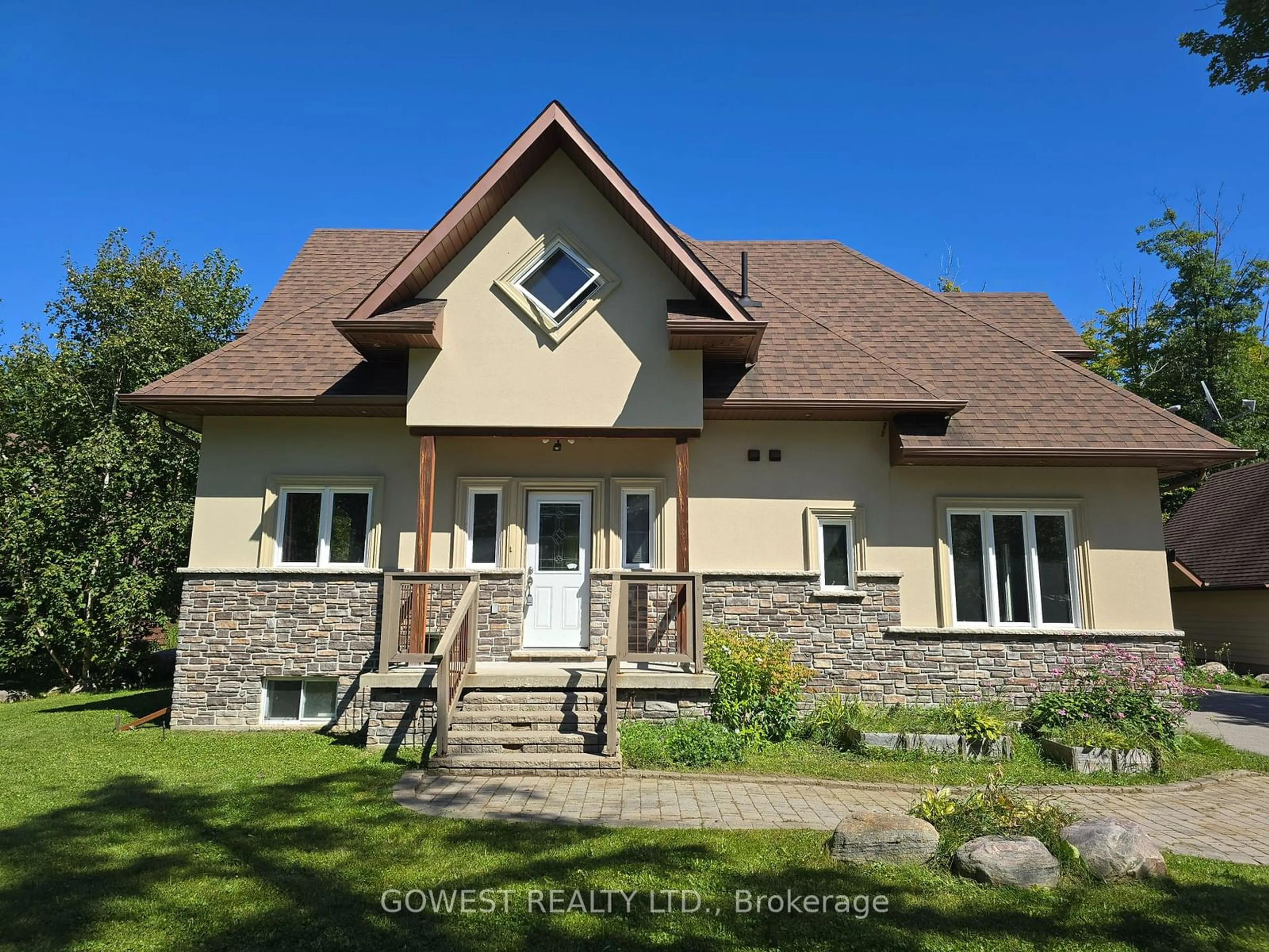 Frontside or backside of a home, cottage for 53 Bellehumeur Rd, Tiny Ontario L9M 0J1