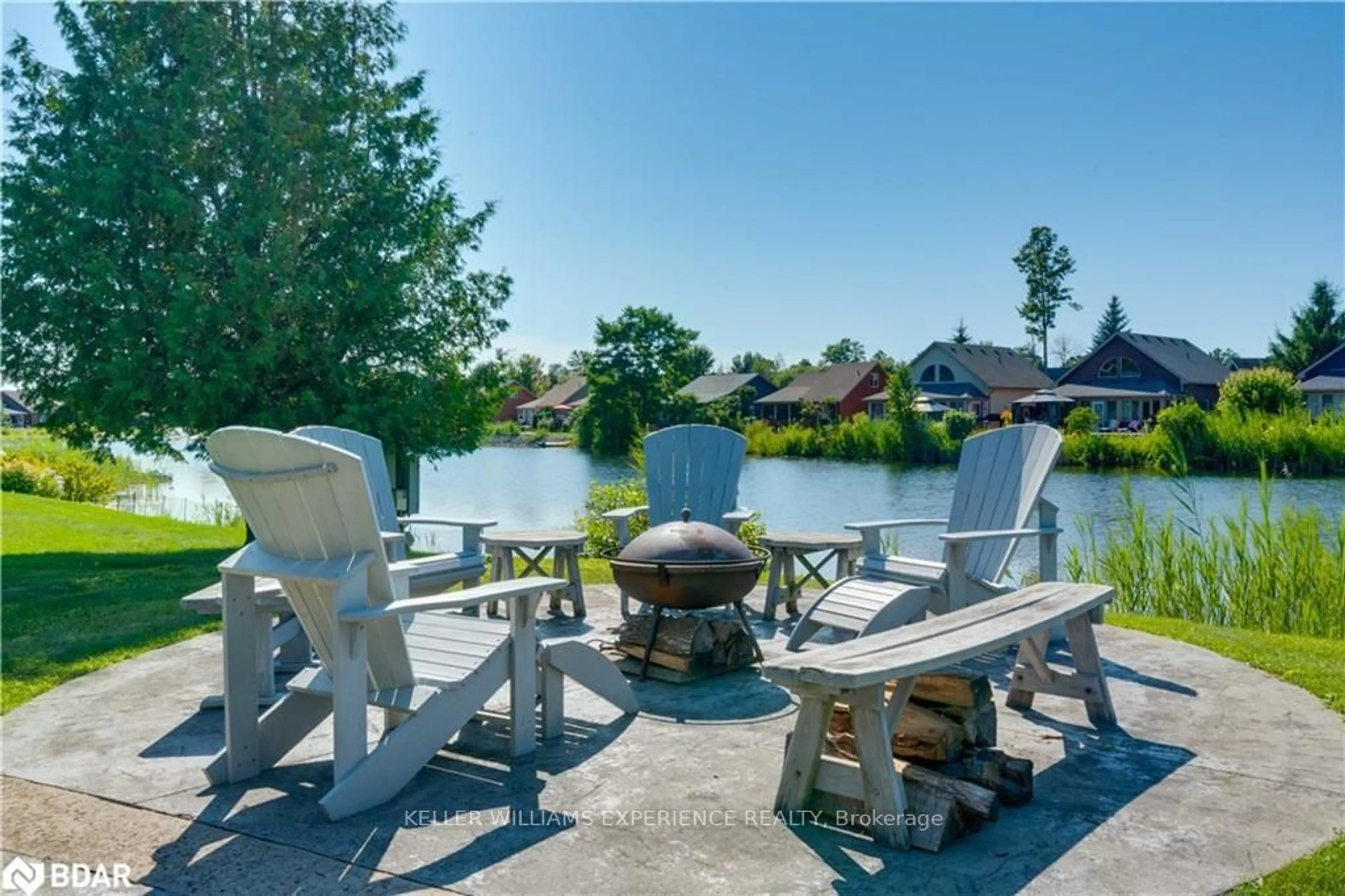 Patio, lake for 26 Algonquin Tr, Wasaga Beach Ontario L9Z 1X7