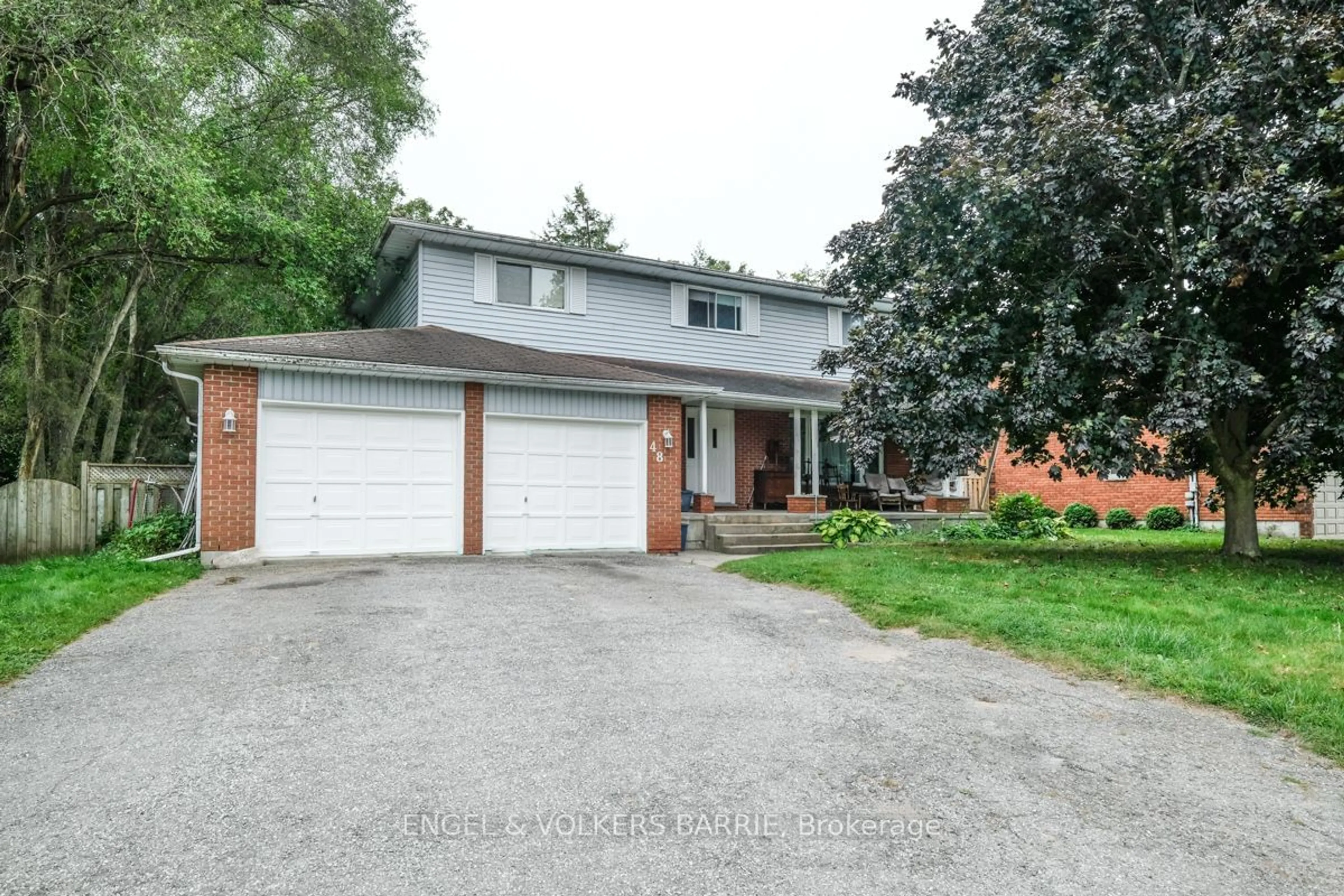 Frontside or backside of a home for 48 Redfern Ave, Barrie Ontario L4N 9G3