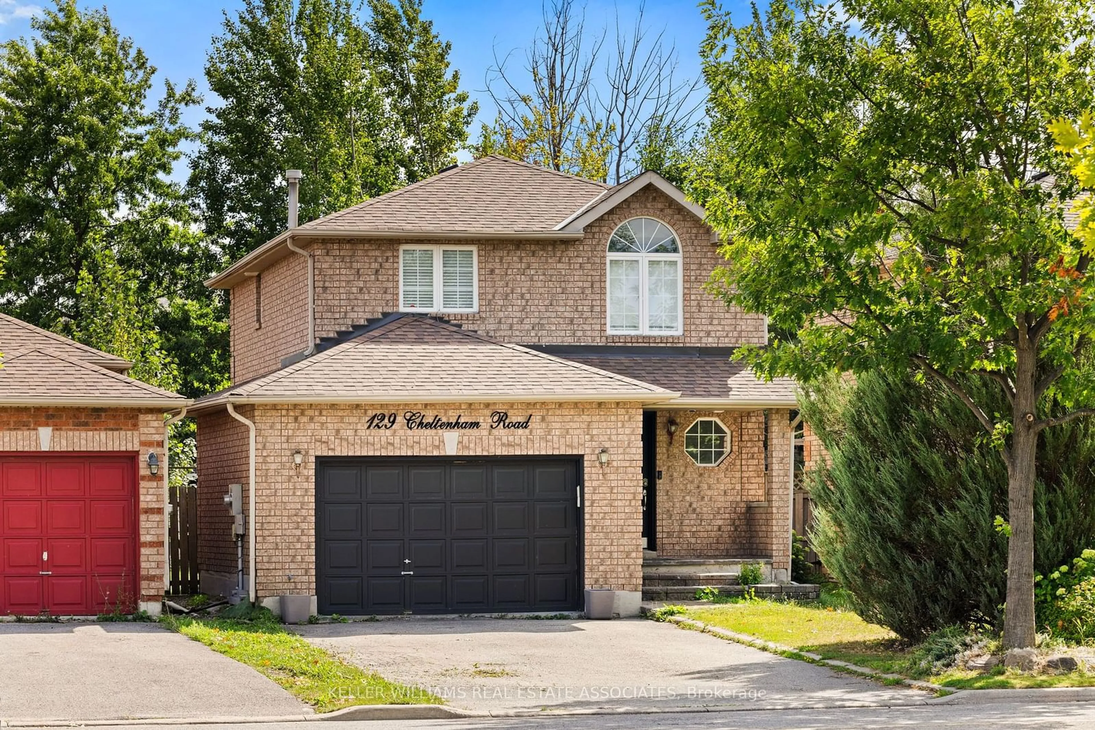 Home with brick exterior material for 129 Cheltenham Rd, Barrie Ontario L4M 6S6