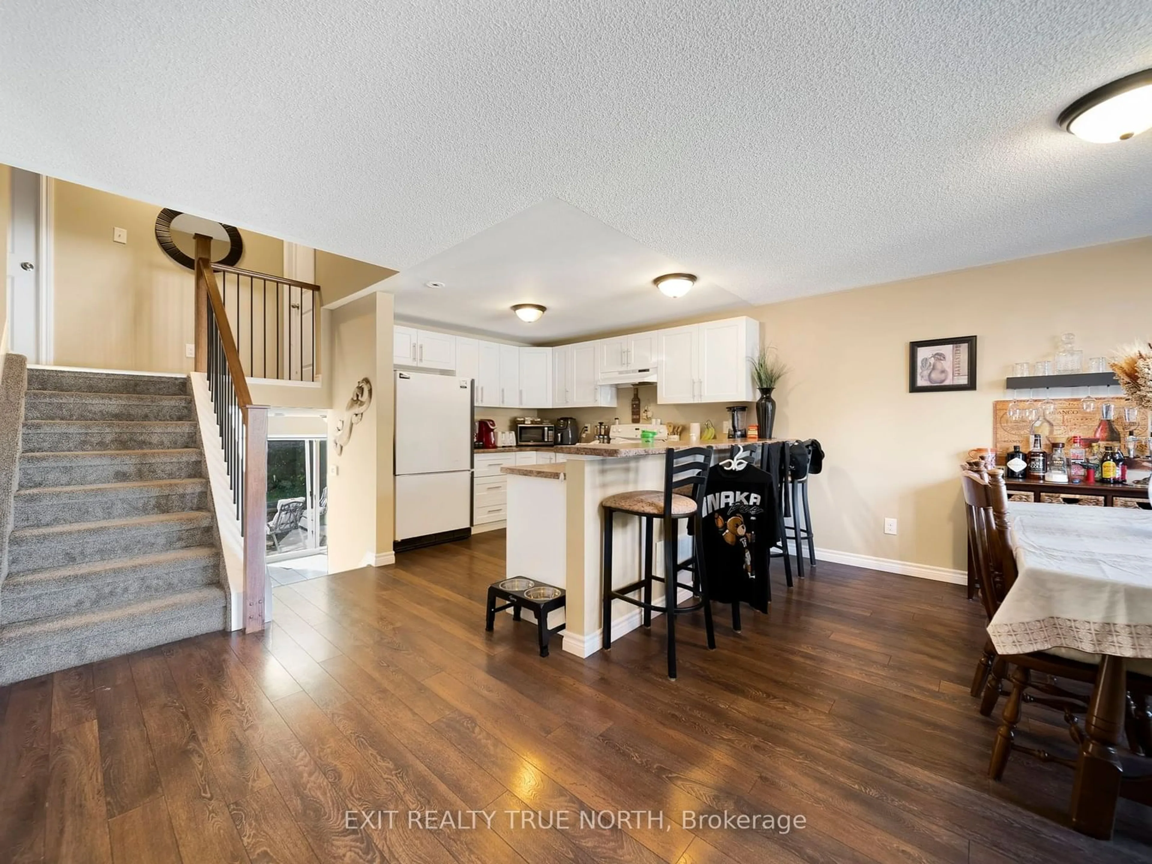 A pic of a room for 18 Ridgeway Ave, Barrie Ontario L4N 5L2