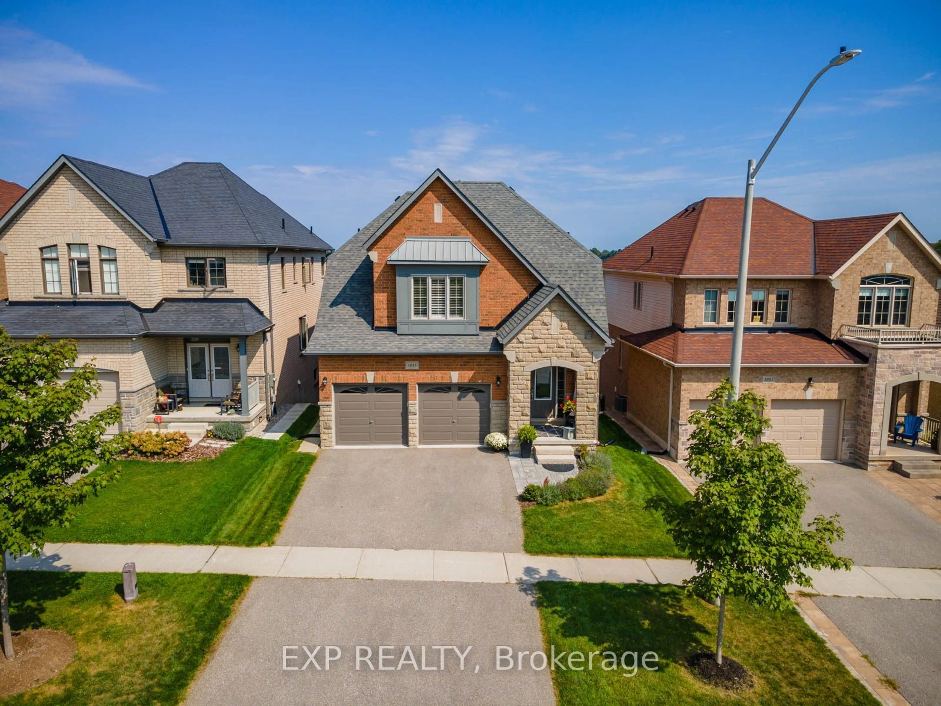 Frontside or backside of a home, the street view for 3045 Orion Blvd, Orillia Ontario L3V 8J5