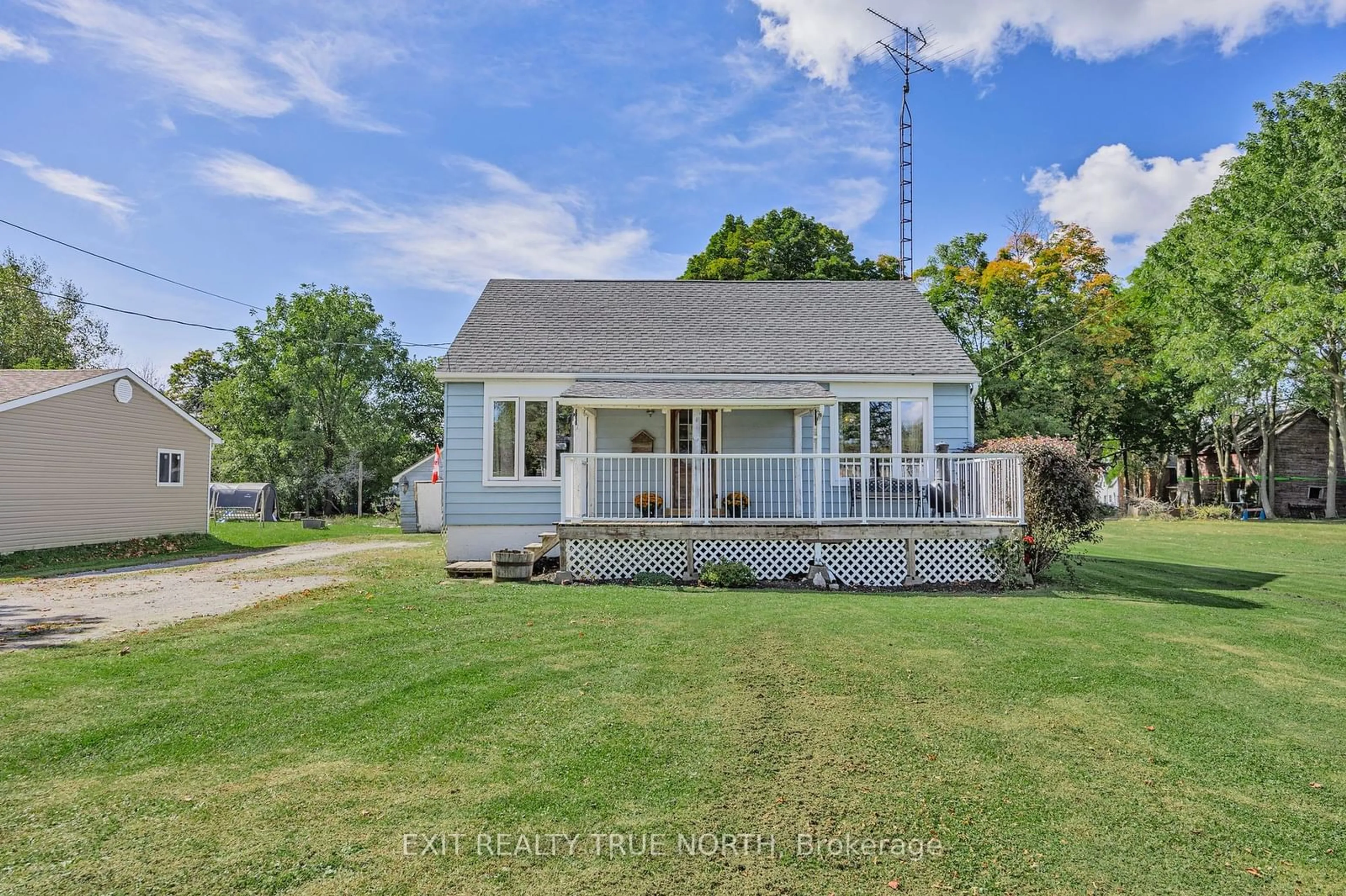 Frontside or backside of a home, cottage for 2808 Perry Ave, Ramara Ontario L0K 1B0