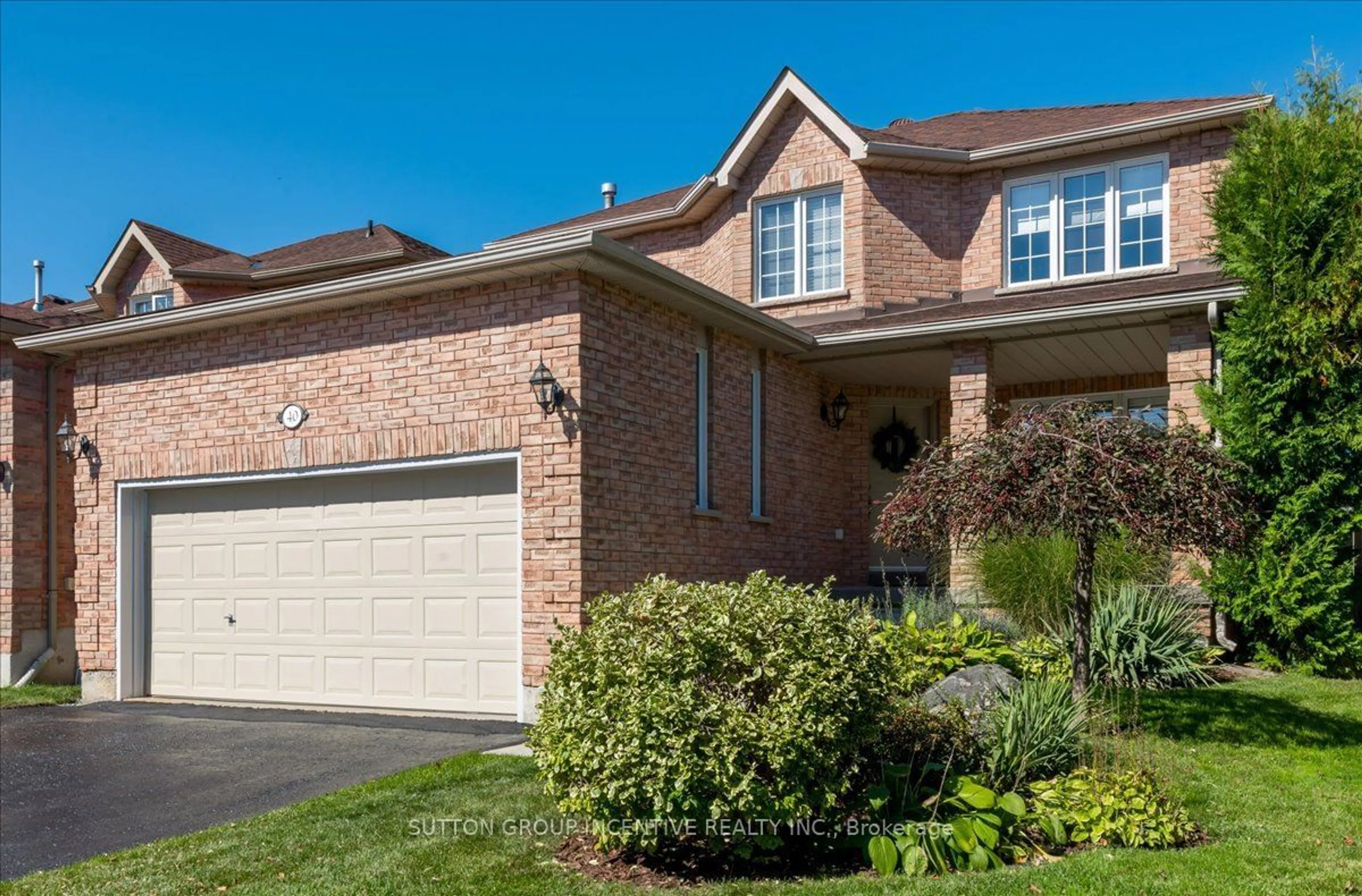 A pic from exterior of the house or condo for 40 Livia Herman Way, Barrie Ontario L4M 6X1