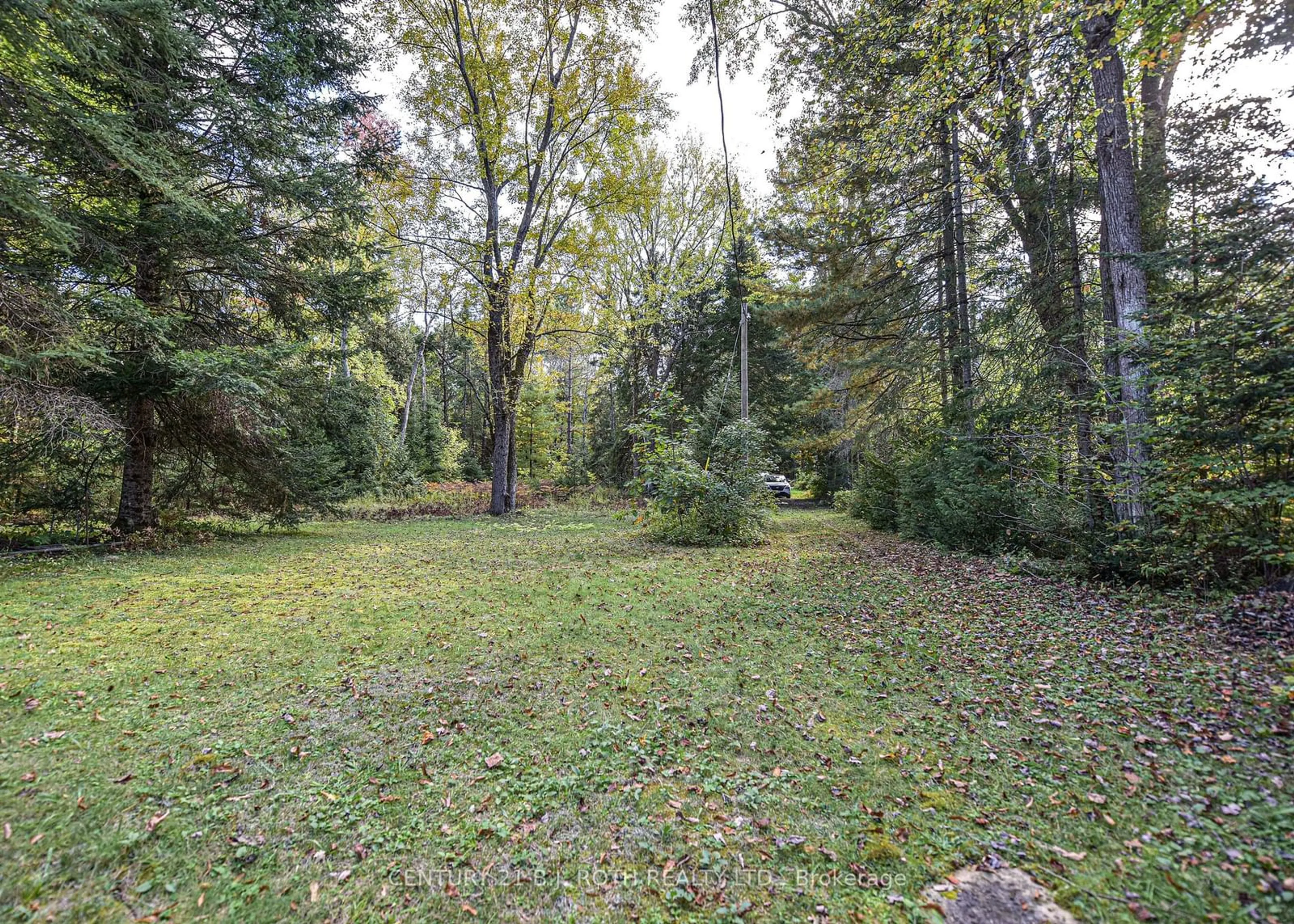 Patio, the fenced backyard for 6571 Pioneer Village Lane, Ramara Ontario L0K 1W0