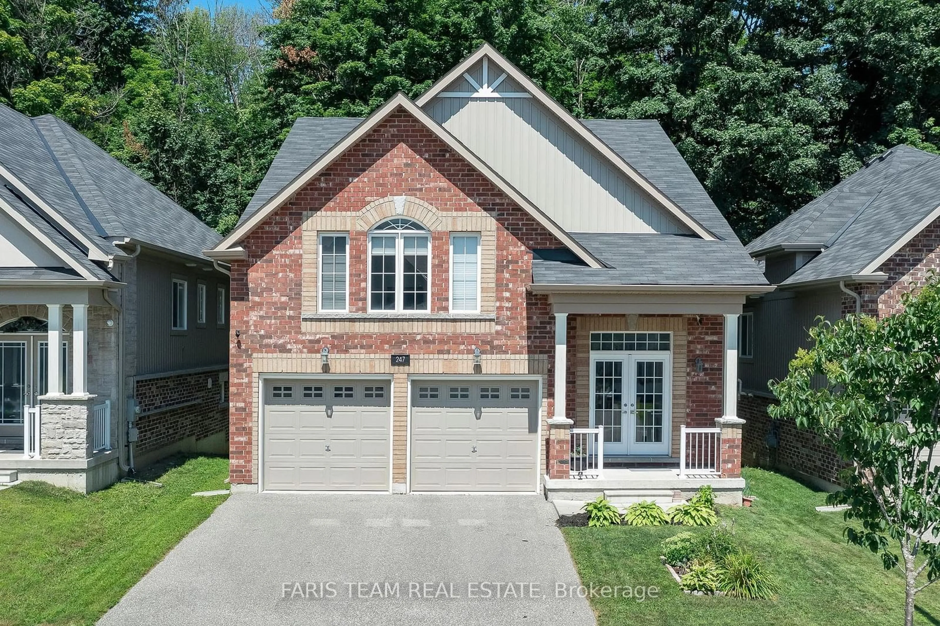 Home with brick exterior material for 247 Diana Dr, Orillia Ontario L3V 8J8