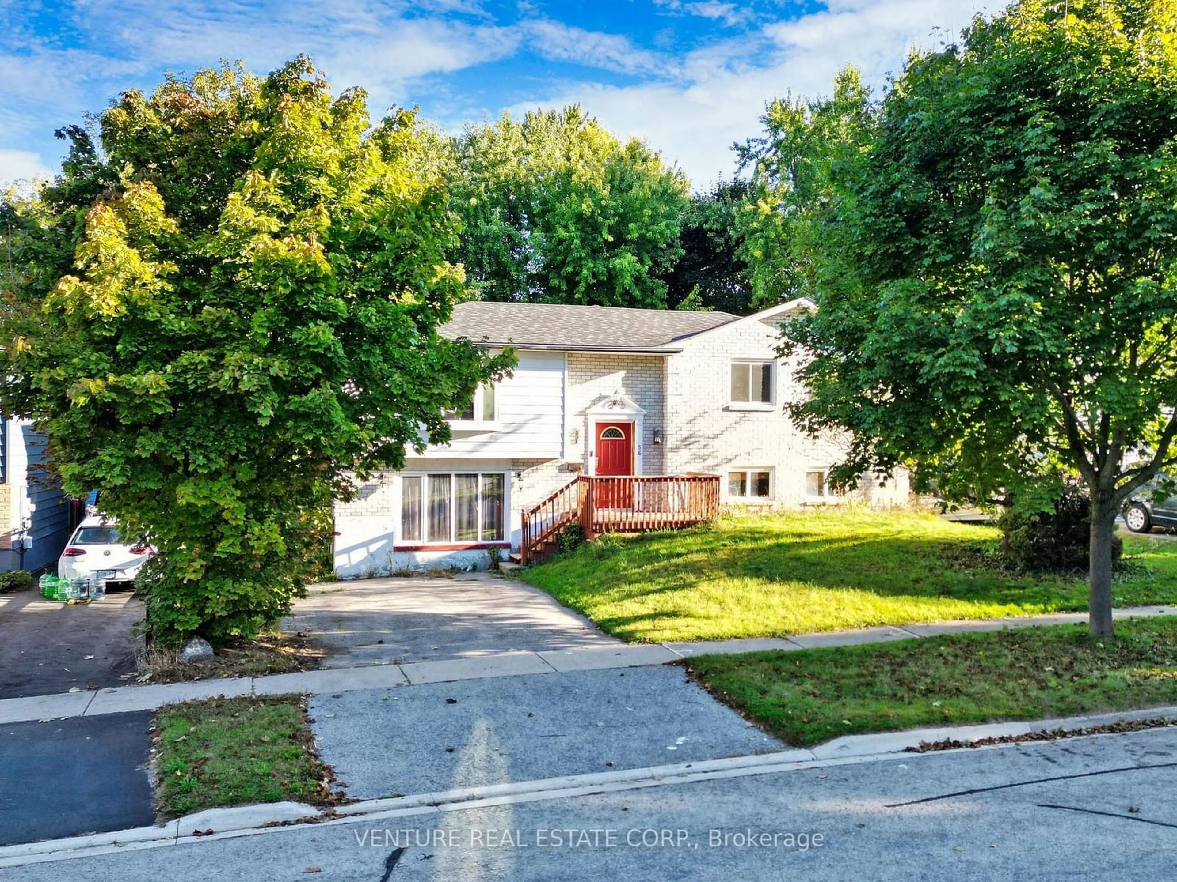 Frontside or backside of a home for 56 Indian Arrow Rd, Barrie Ontario L4M 5N9