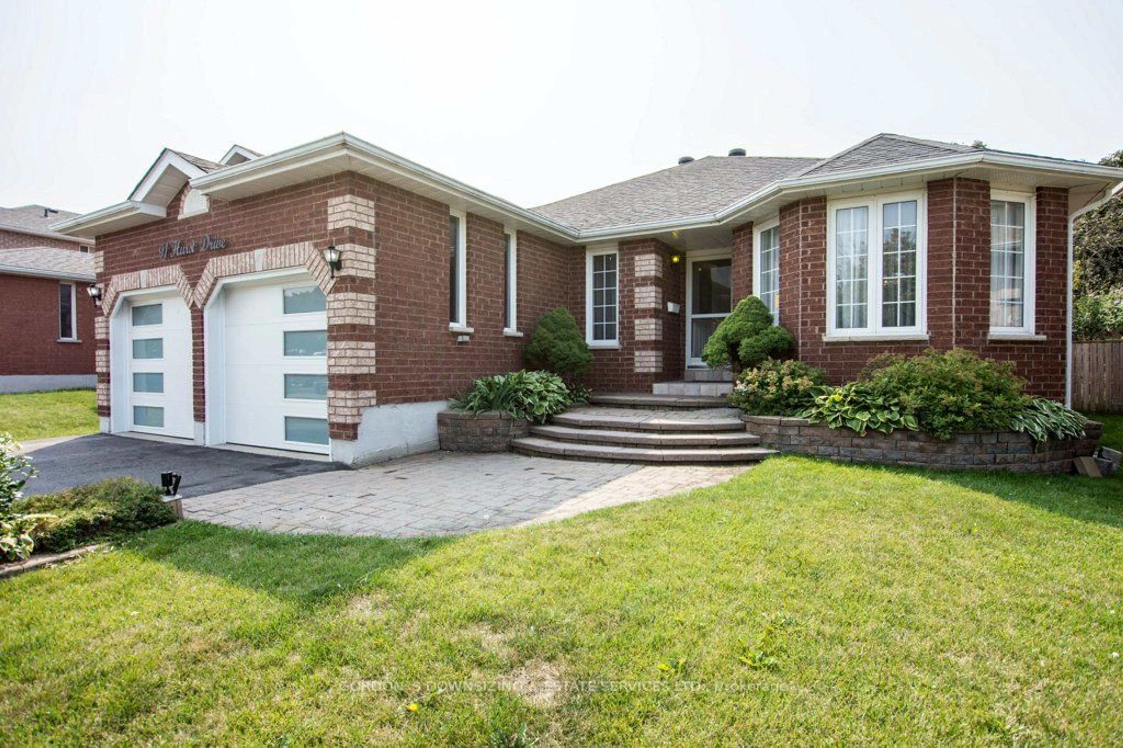 Home with brick exterior material for 91 Hurst Dr, Barrie Ontario L4N 8K9