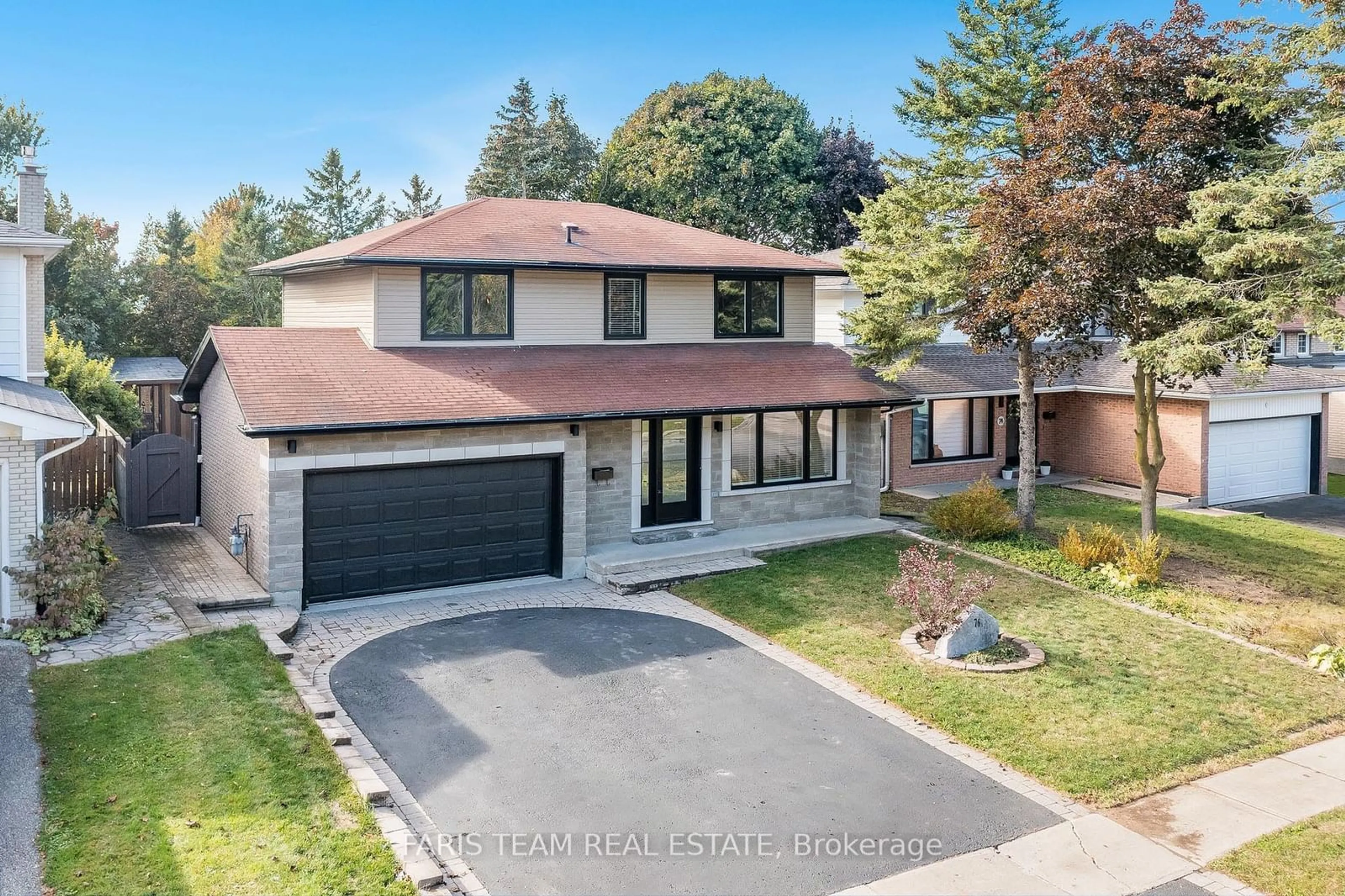 Frontside or backside of a home, the street view for 76 Marshall St, Barrie Ontario L4N 3S8