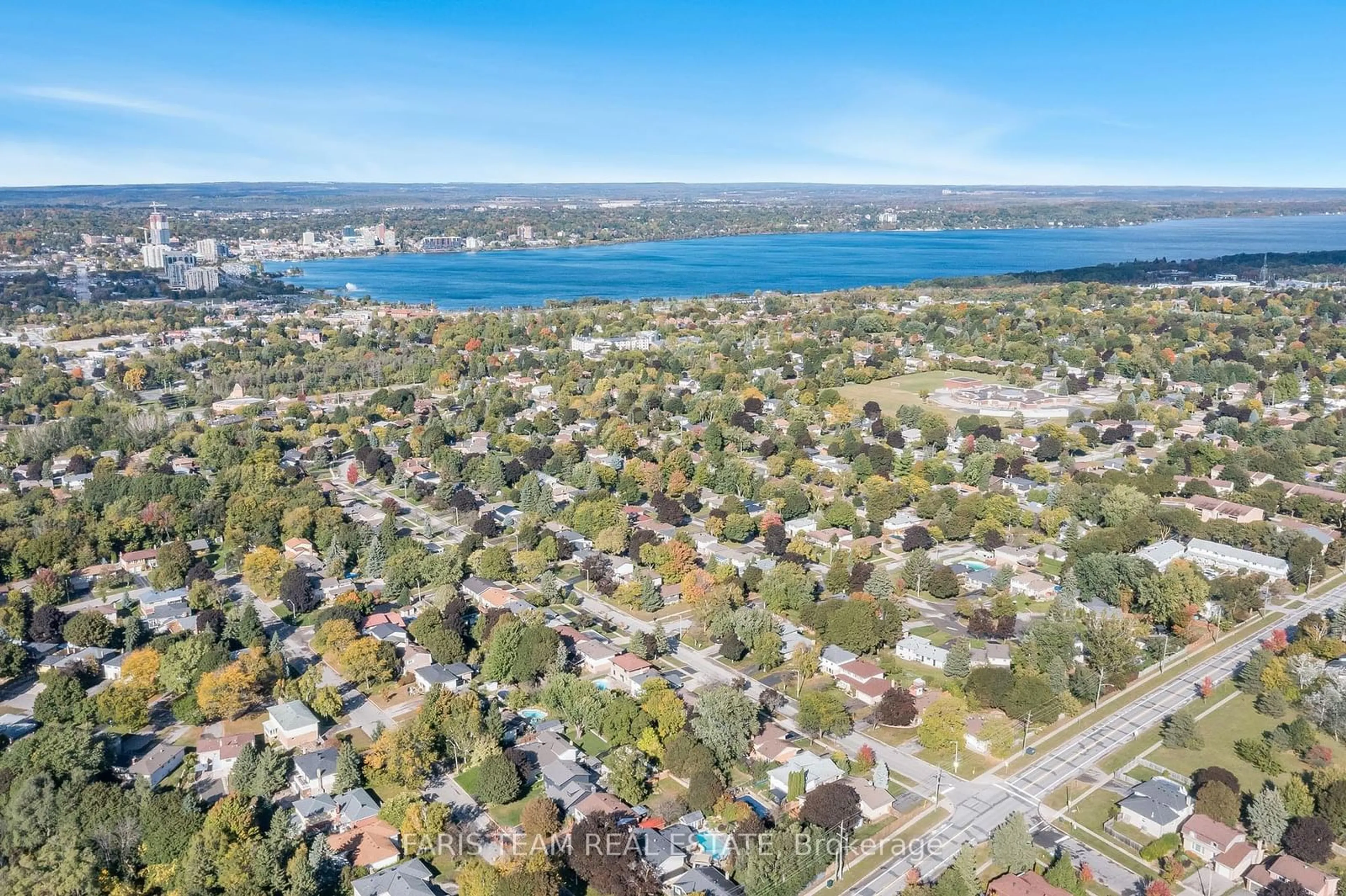 A pic from outside/outdoor area/front of a property/back of a property/a pic from drone, water/lake/river/ocean view for 76 Marshall St, Barrie Ontario L4N 3S8