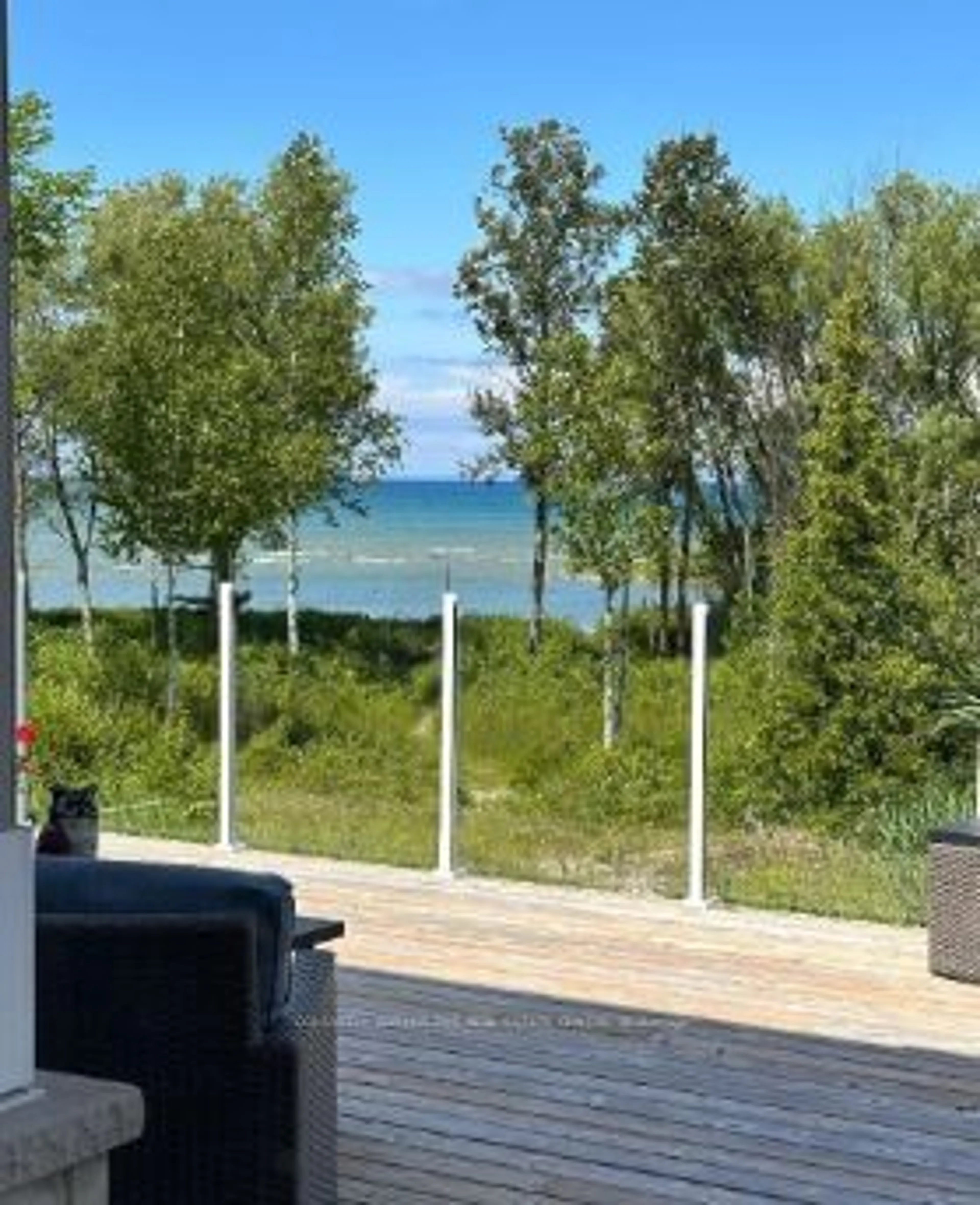 Patio, the view of lake or river for 77 Waterview Rd, Wasaga Beach Ontario L9Z 0E9