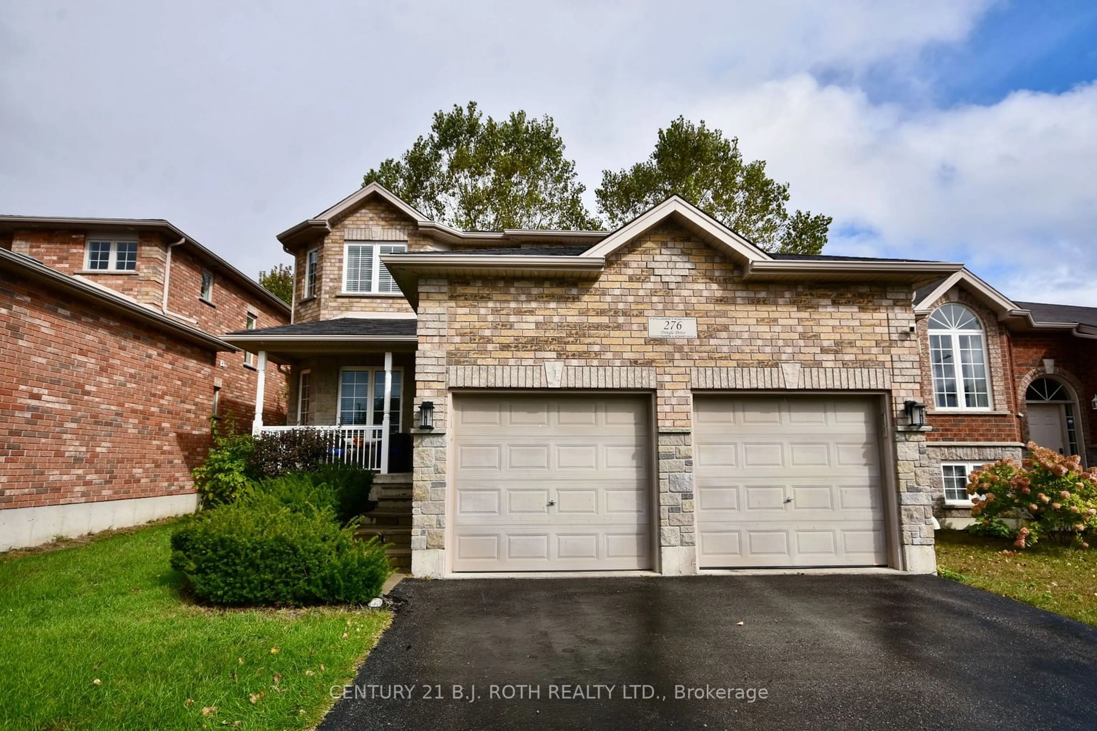 Frontside or backside of a home, cottage for 276 Pringle Dr, Barrie Ontario L4N 0Z2