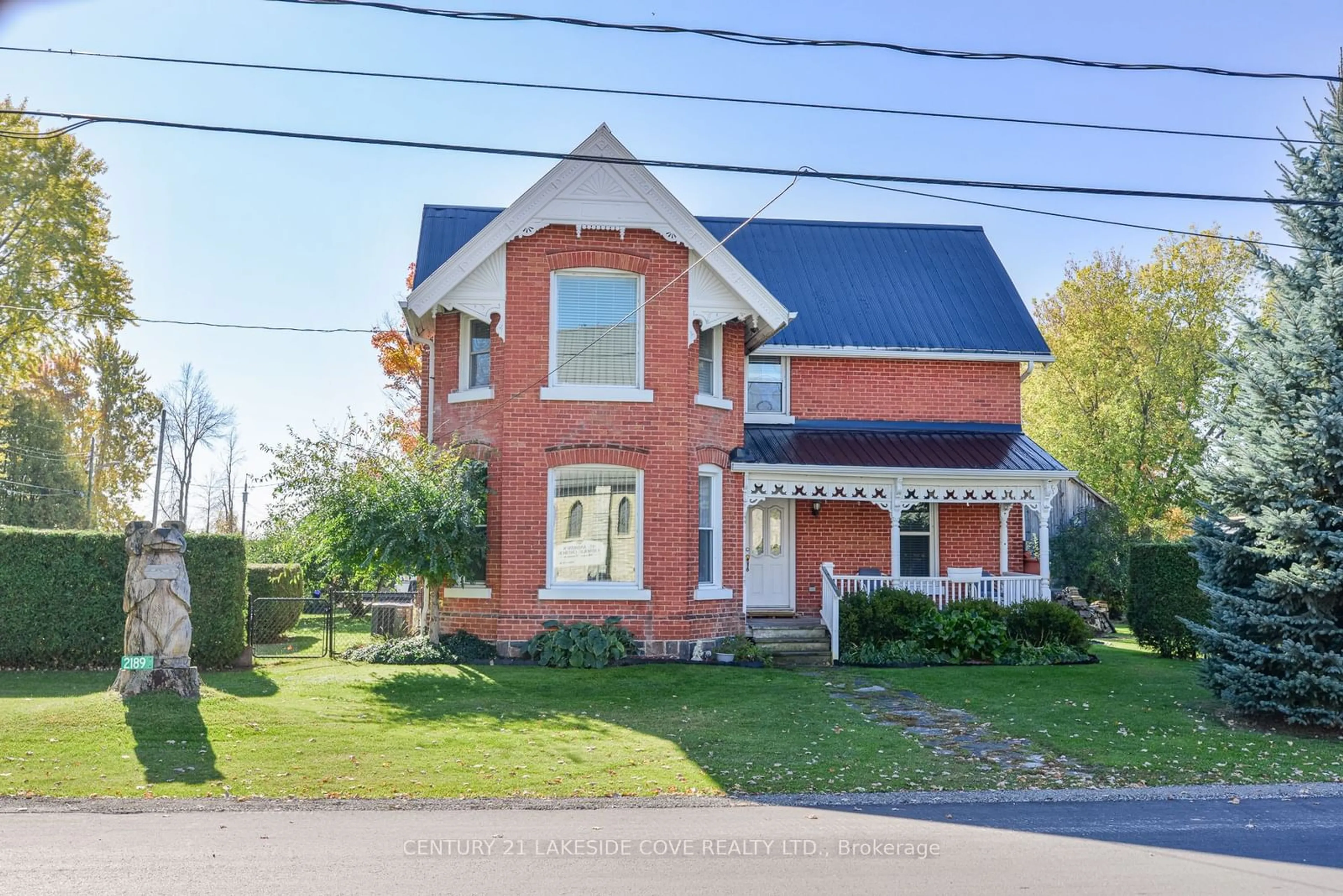 Frontside or backside of a home, the street view for 2189 Concession 4 Rd, Ramara Ontario L0K 1B0