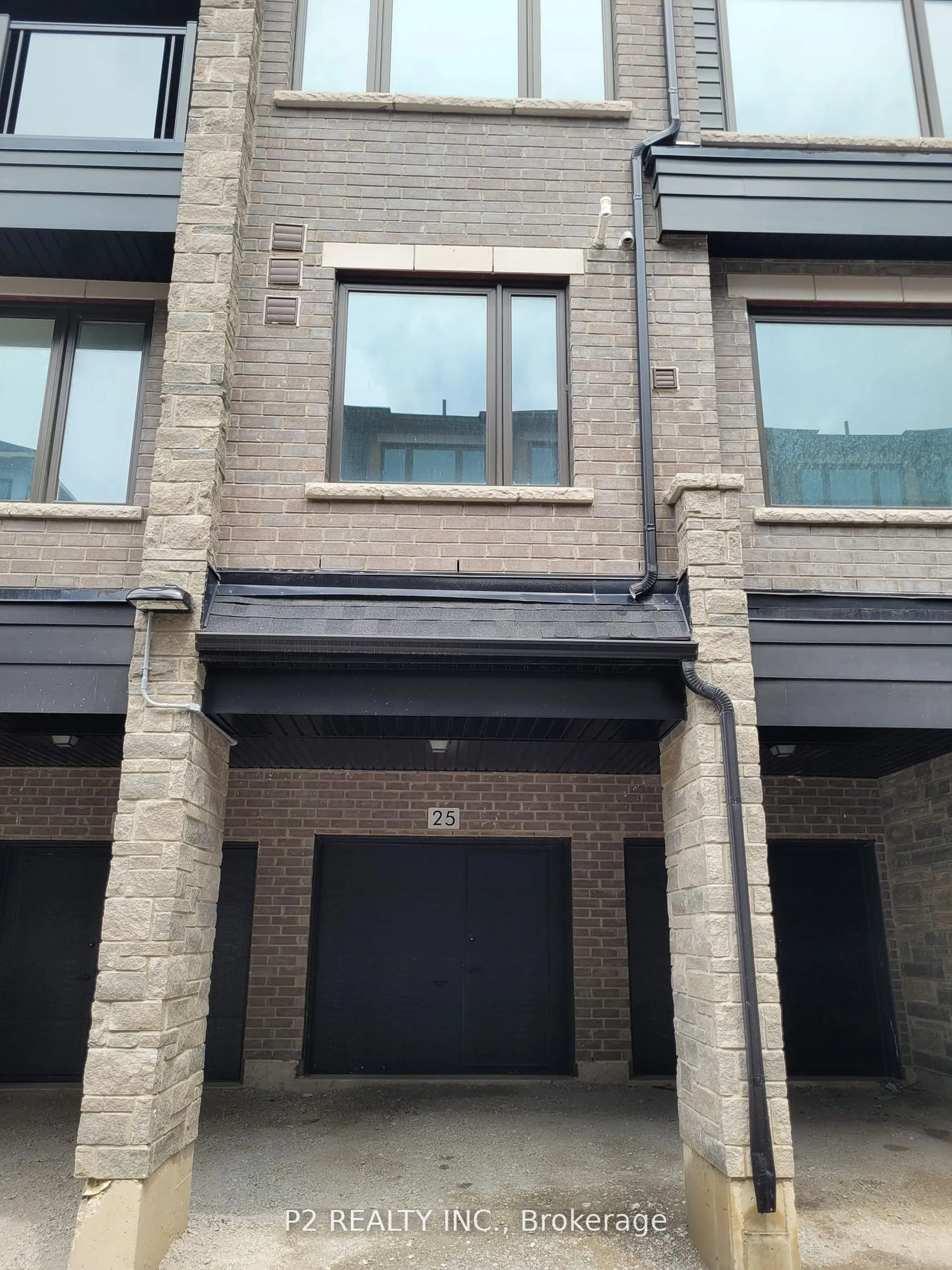 A pic from exterior of the house or condo, the front or back of building for 25 Magnolia Lane, Barrie Ontario L9J 0N9