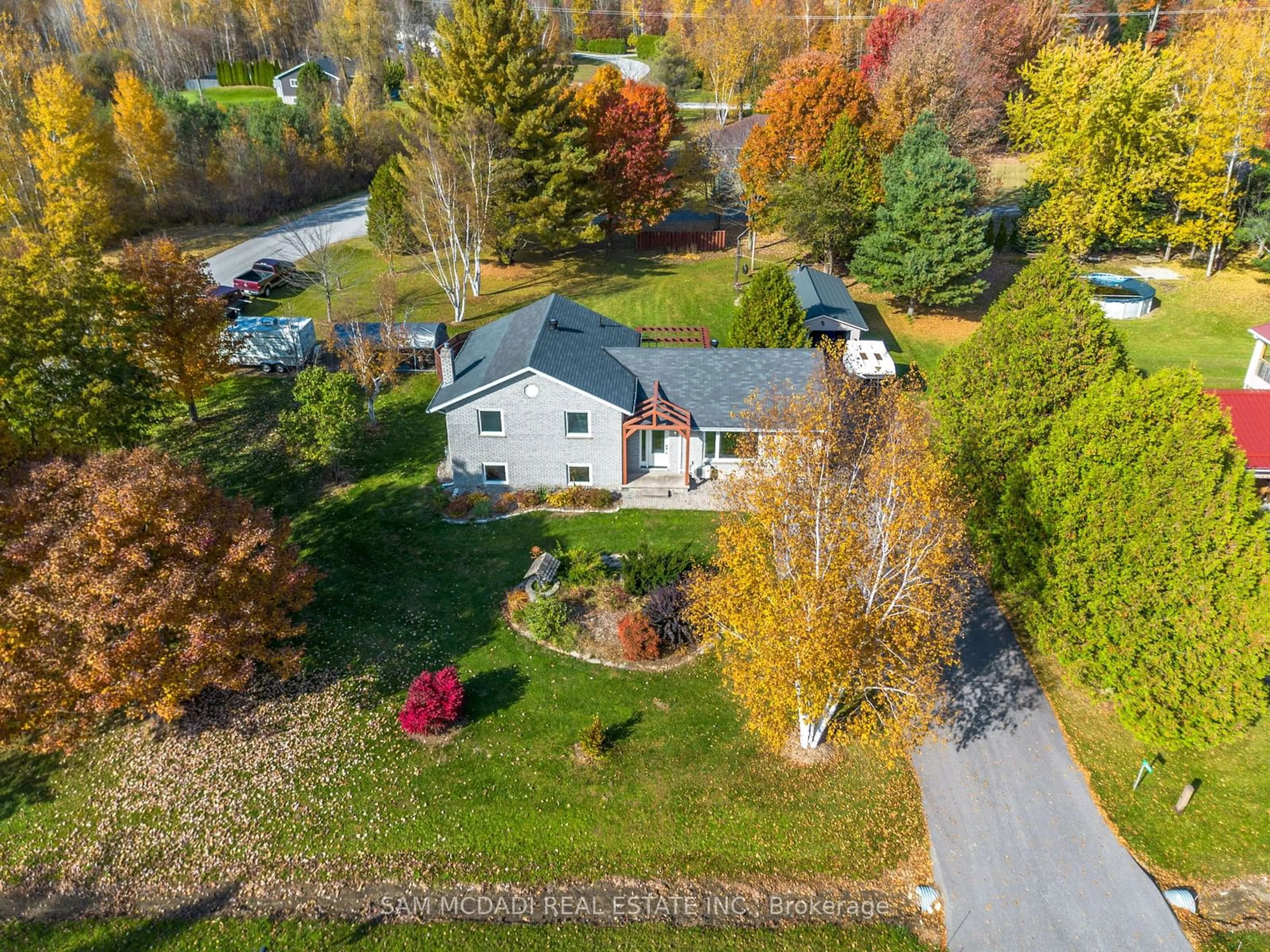 Frontside or backside of a home, cottage for 5174 Concession Road 5 Rd, Clearview Ontario L0M 1A6