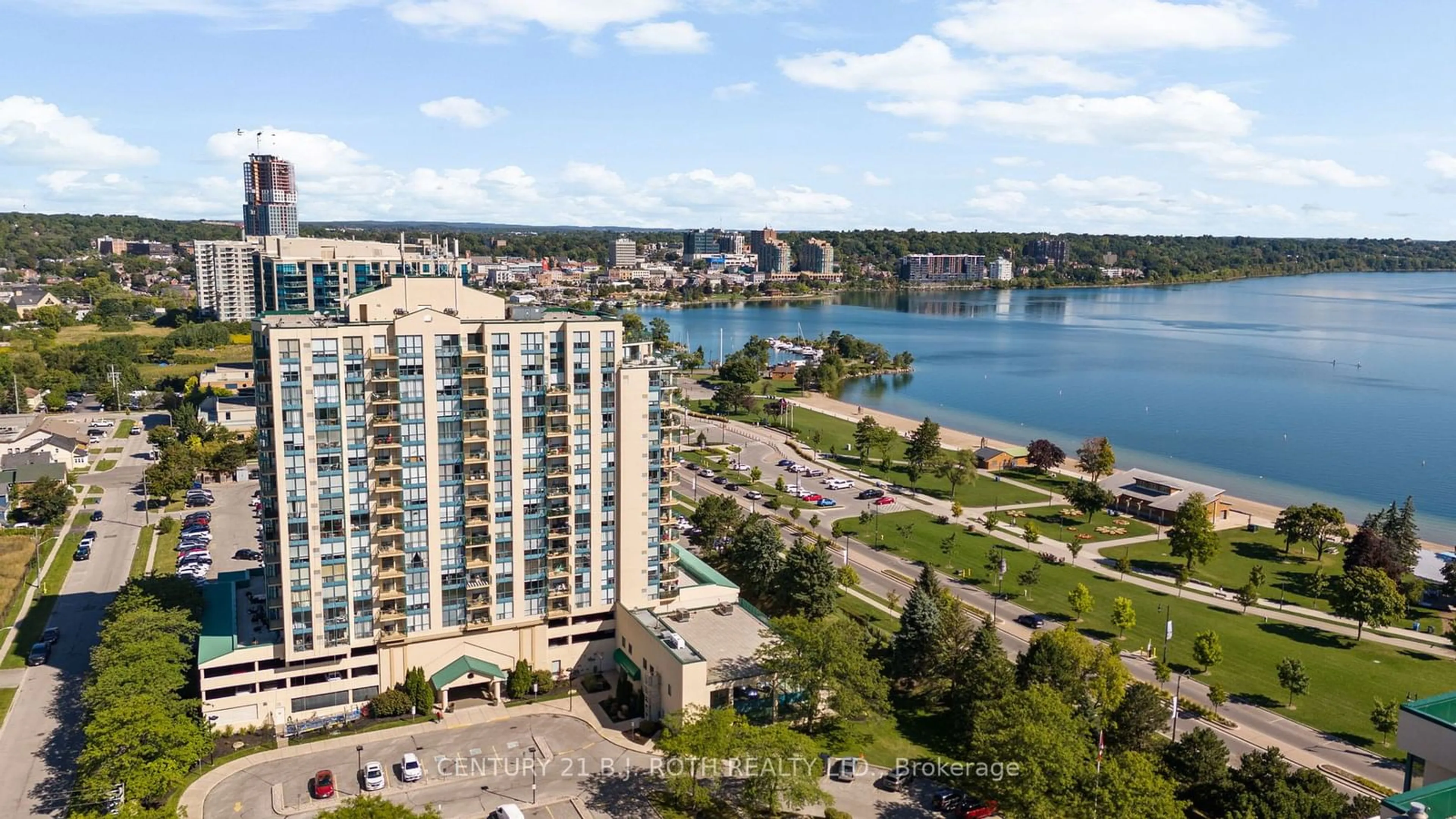 A pic from exterior of the house or condo, the view of lake or river for 65 ELLEN St #808, Barrie Ontario L4N 3A5