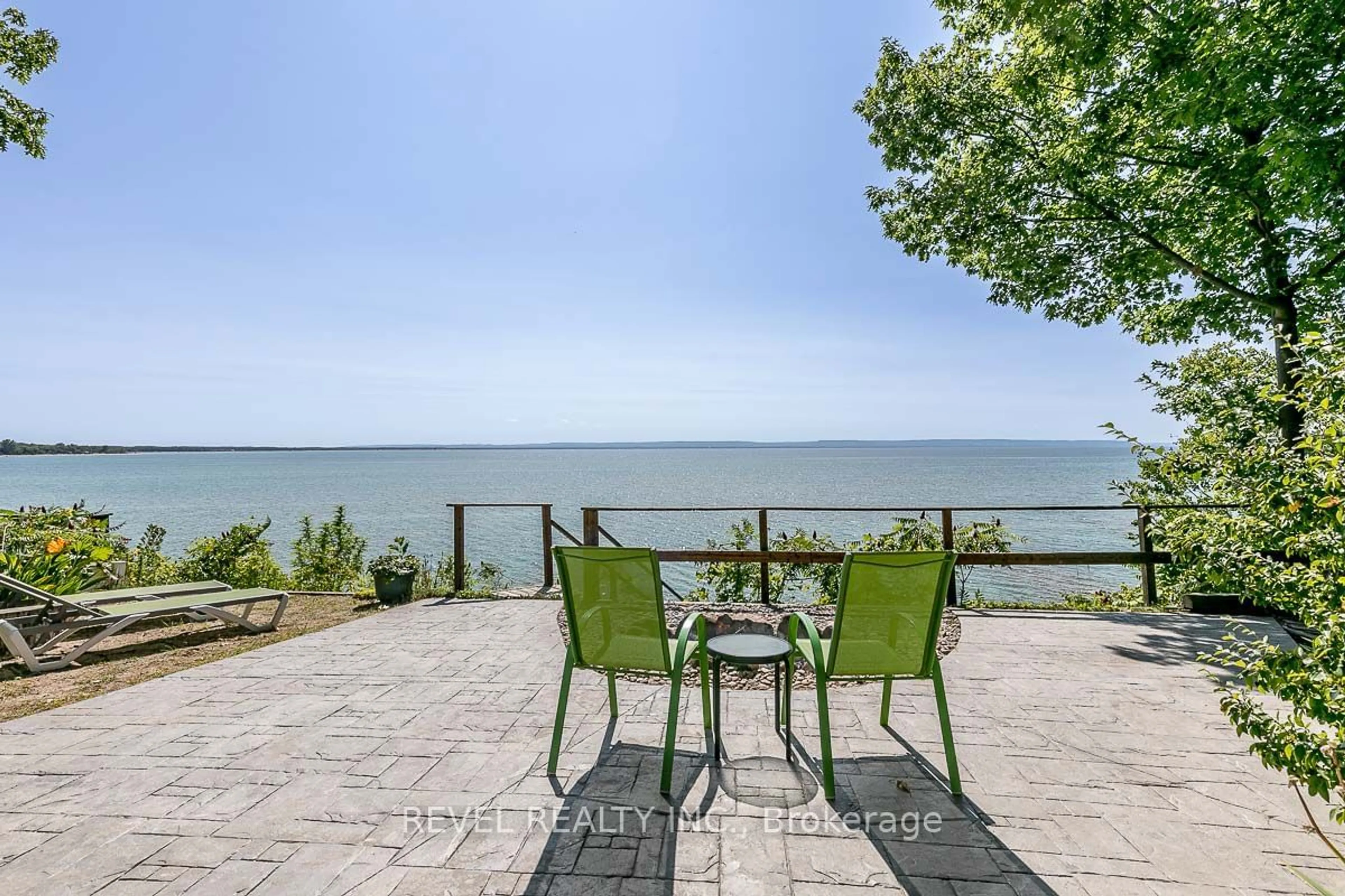 Patio, lake for 8 Willow Dr, Tiny Ontario L9M 1P1