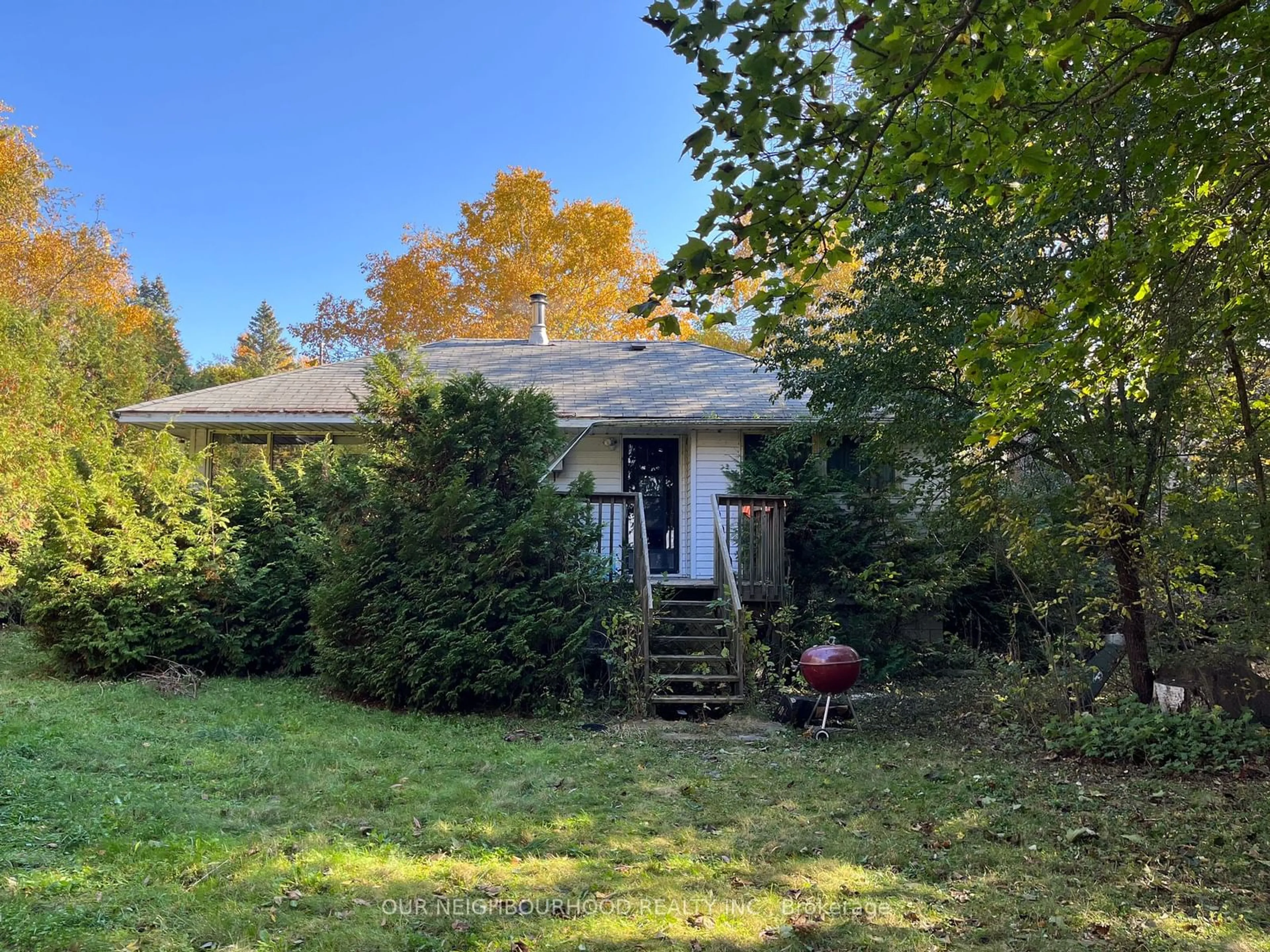 Frontside or backside of a home, cottage for 1770 Lakeshore Dr, Ramara Ontario L0K 1B0