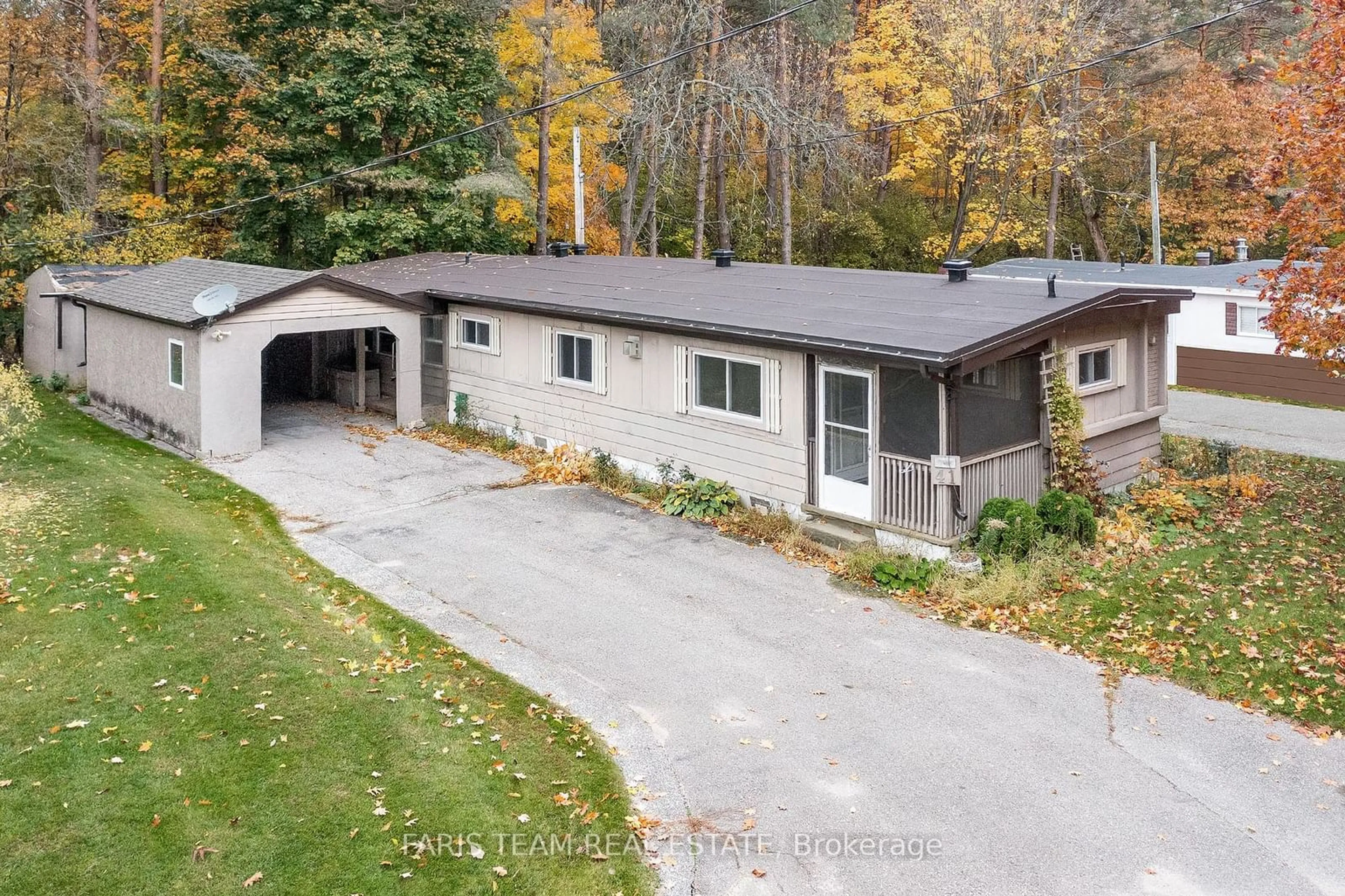 Frontside or backside of a home, cottage for 525 Midland Point Rd ##41, Midland Ontario L4R 5H1