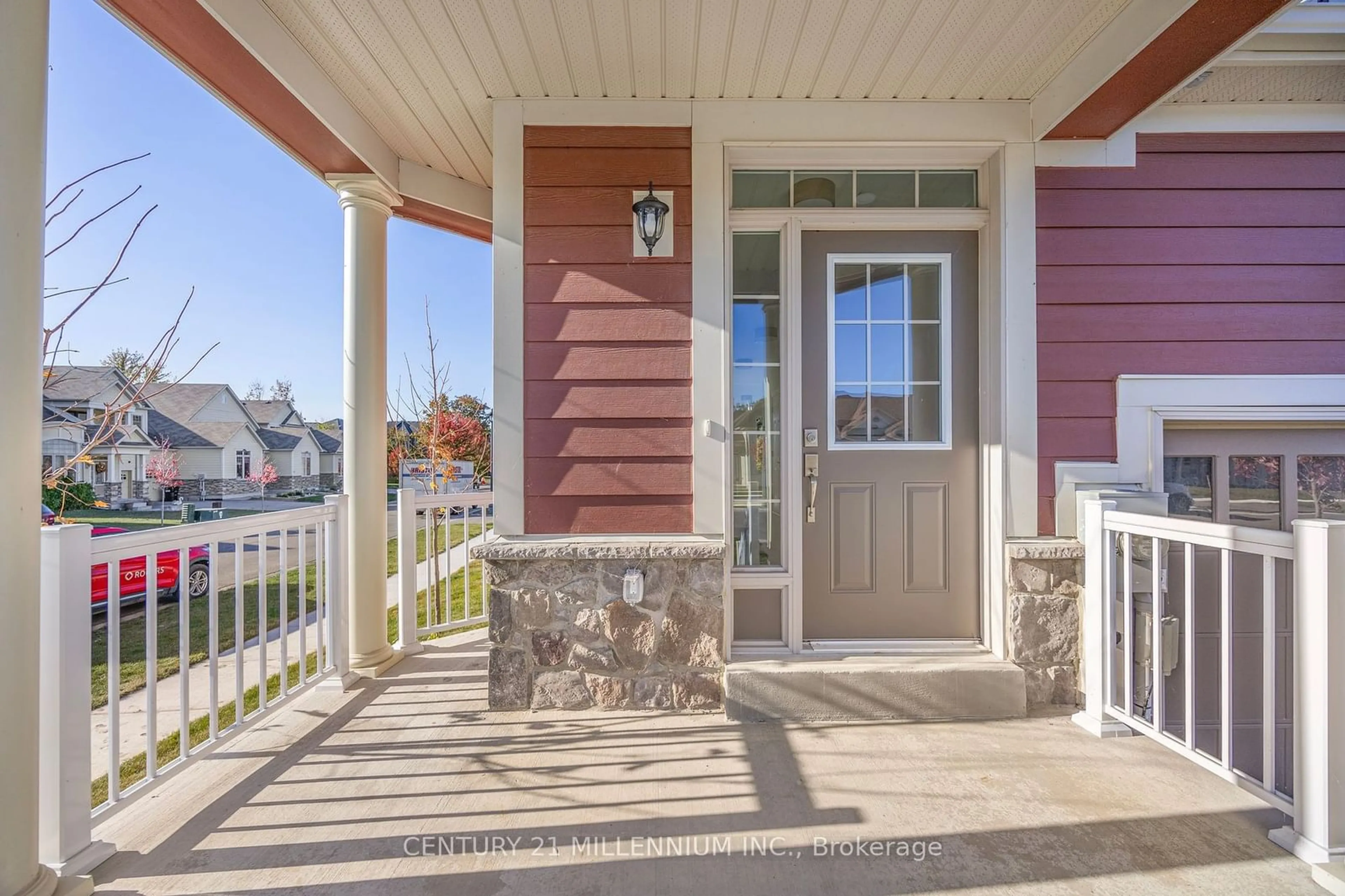 Indoor entryway, wood floors for 42 Little River Crossing, Wasaga Beach Ontario L9Z 0J9