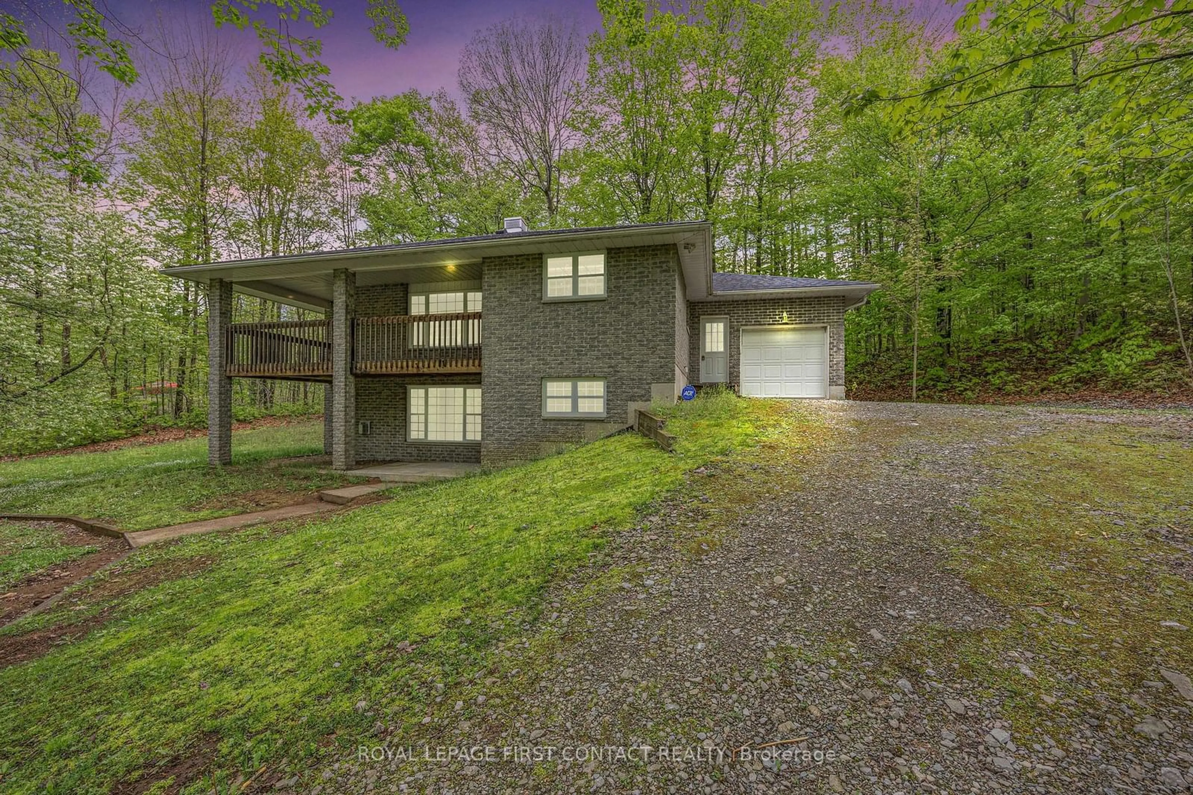 A pic from exterior of the house or condo, cottage for 3895 Vasey Rd, Tay Ontario L0K 1E0