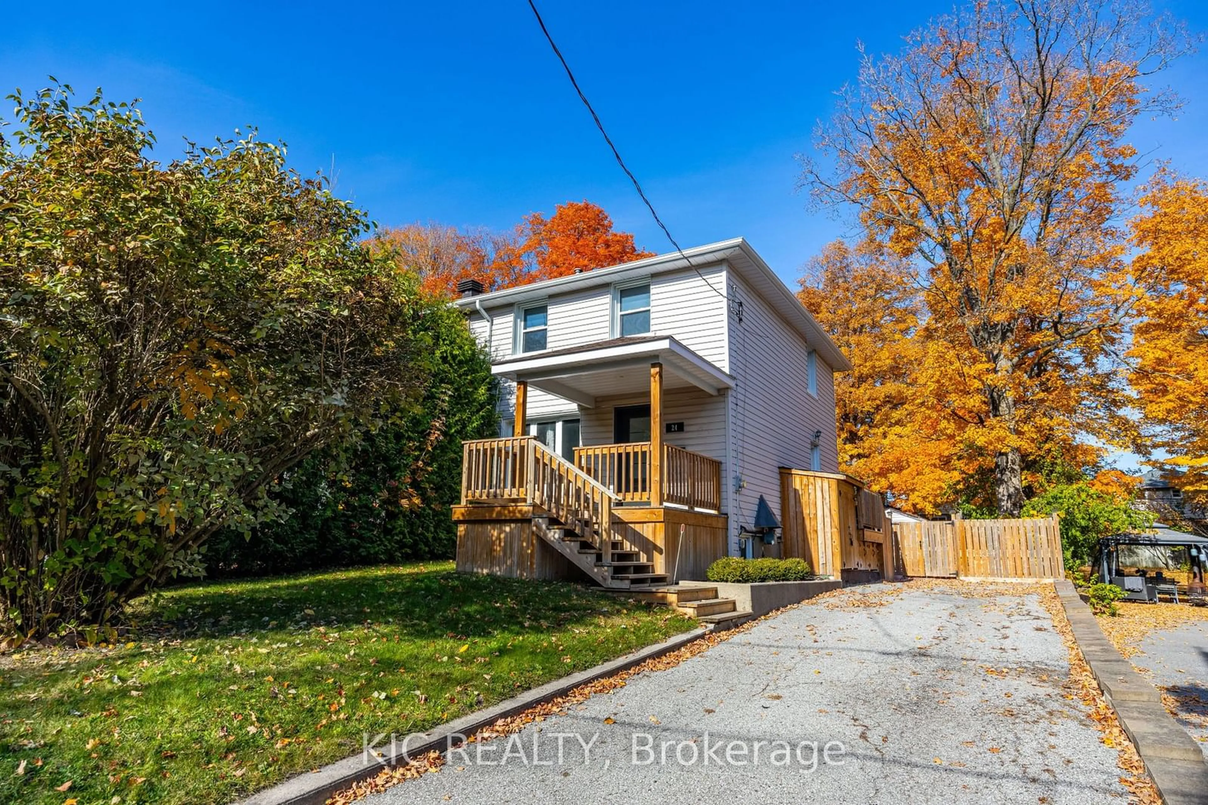 Frontside or backside of a home, the fenced backyard for 24 Sandra Dr, Orillia Ontario L3V 3G7