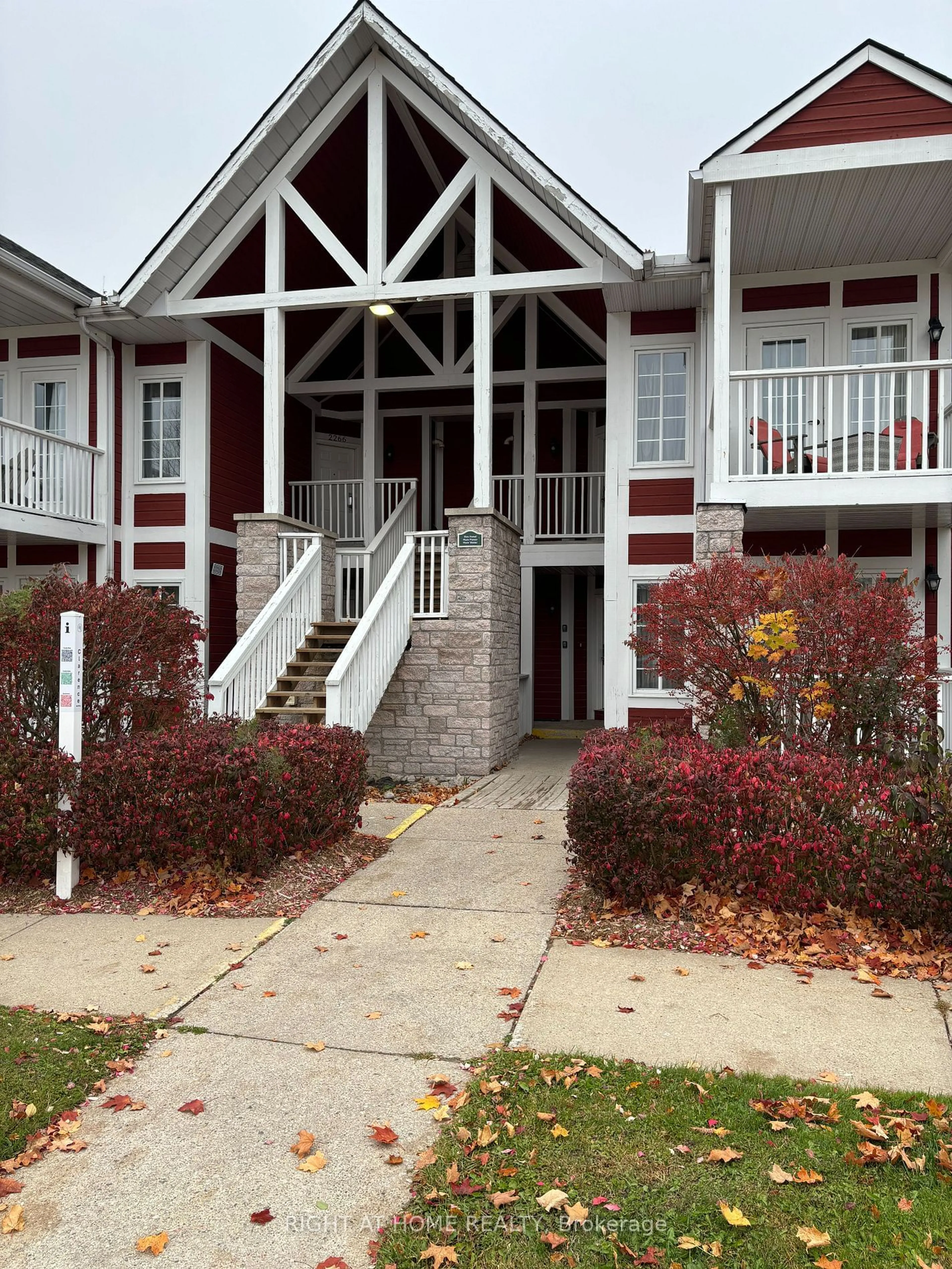 A pic from exterior of the house or condo, the front or back of building for 90 Highland Dr #2064, Oro-Medonte Ontario L0L 2L0