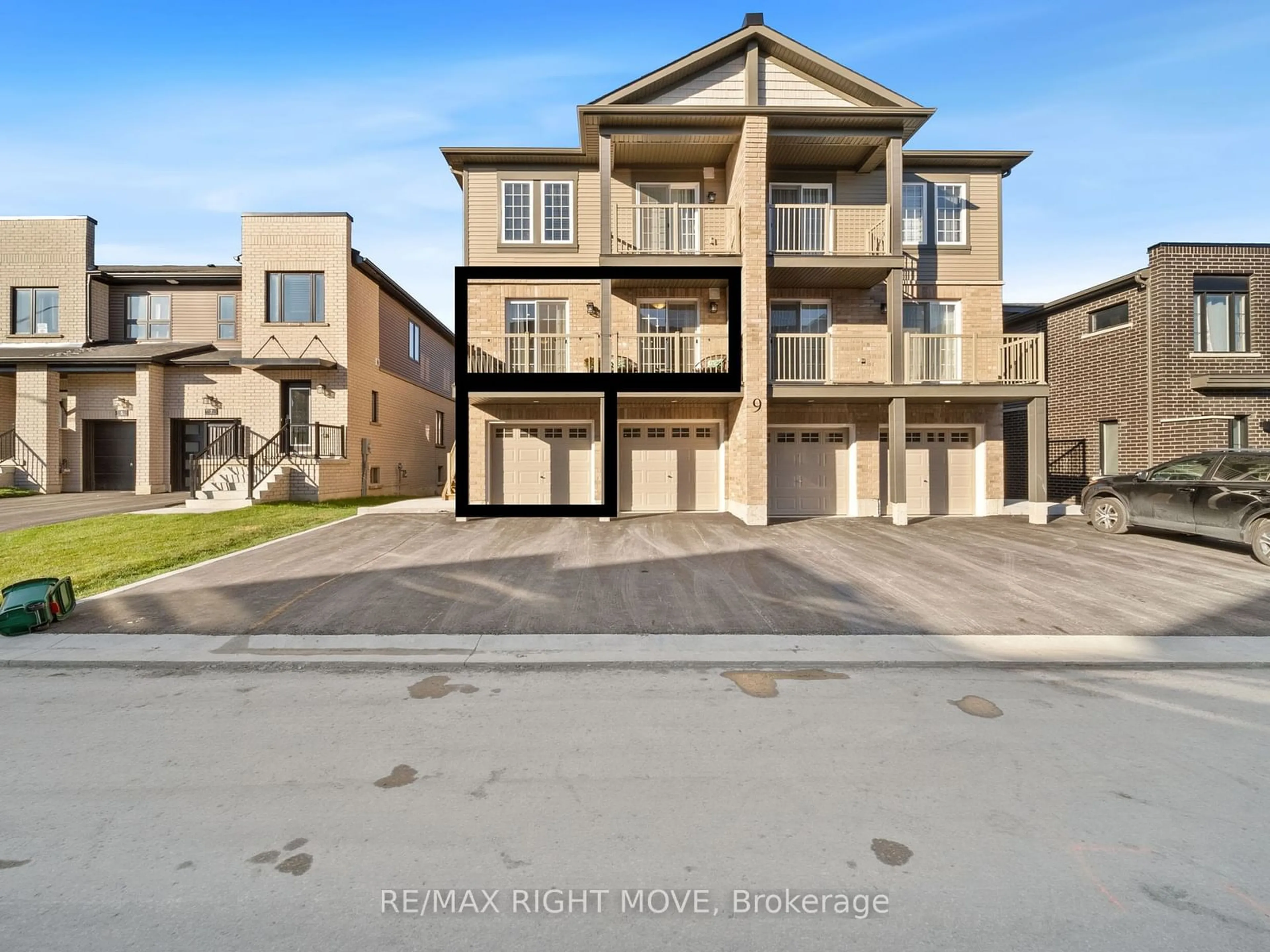 A pic from exterior of the house or condo, the street view for 9 Hay Lane #2, Barrie Ontario L9J 0C2