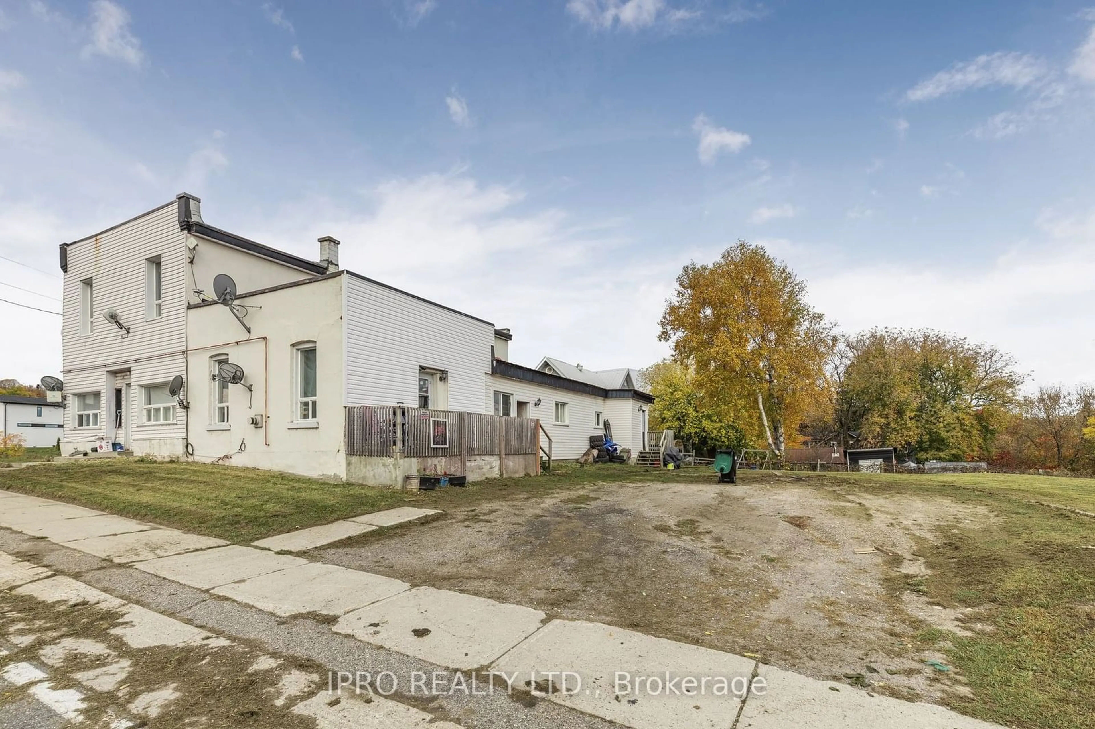 Frontside or backside of a home, the fenced backyard for 6501 Highway 93, Tay Ontario L0L 1P0