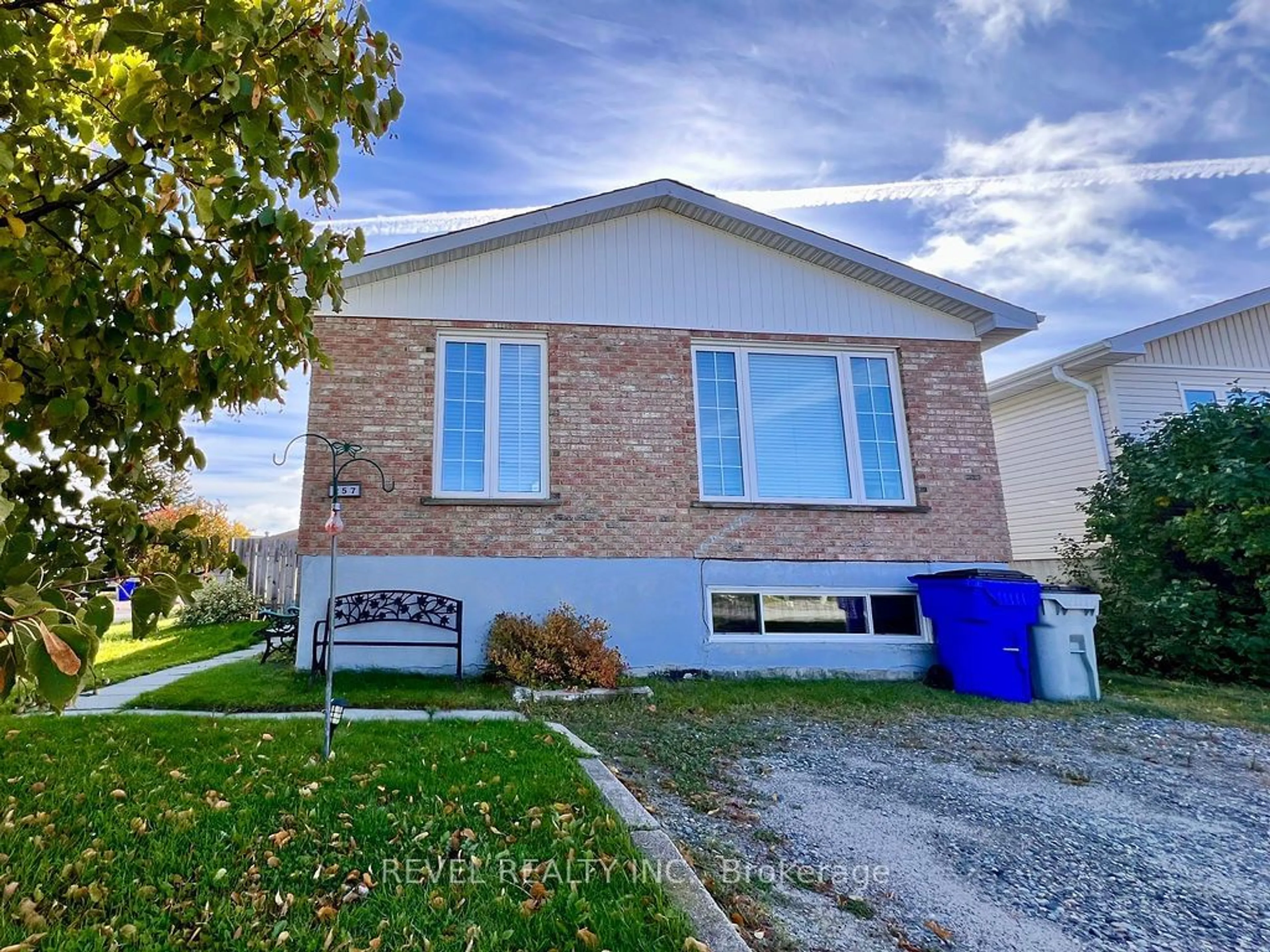 A pic from exterior of the house or condo, the front or back of building for 257 Timcor Cres, Timmins Ontario P4R 1C6