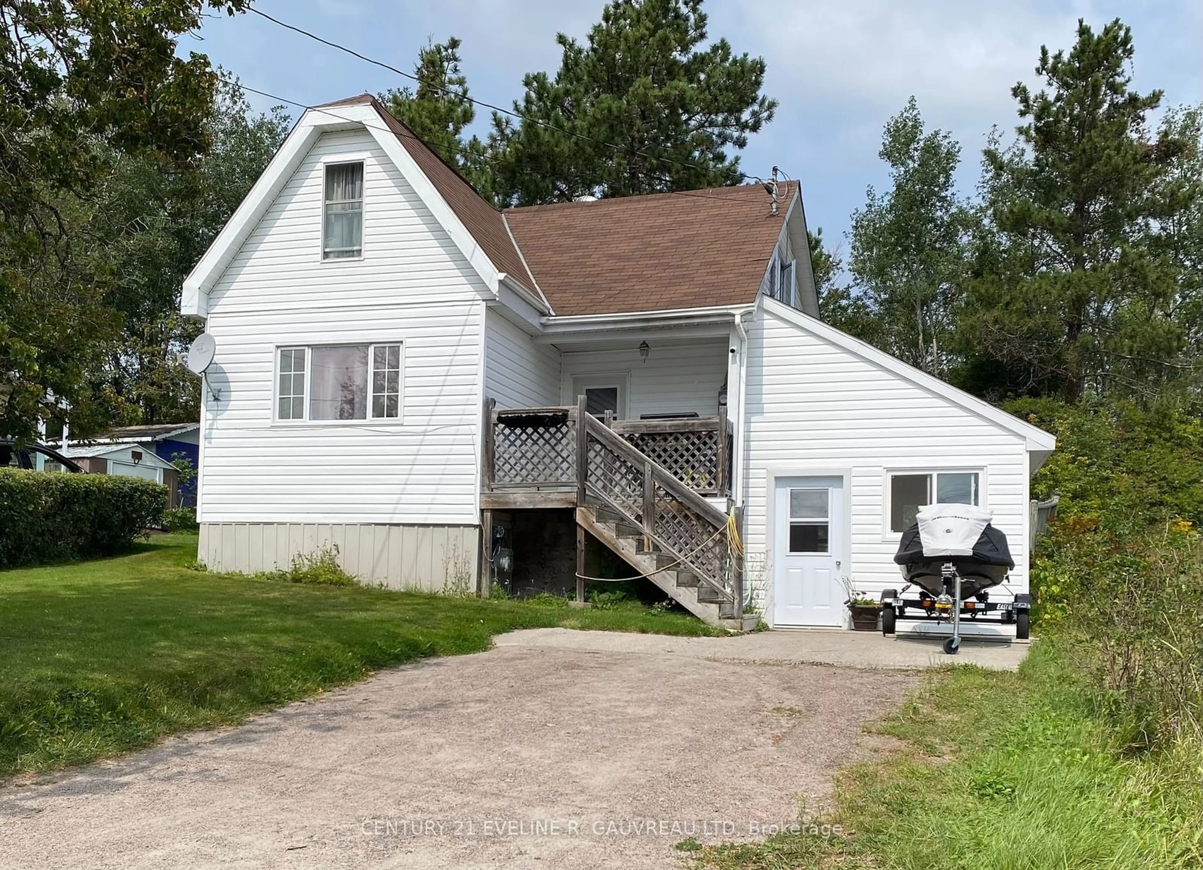 Frontside or backside of a home, cottage for 14 Wishman St, Kirkland Lake Ontario P2N 1G4