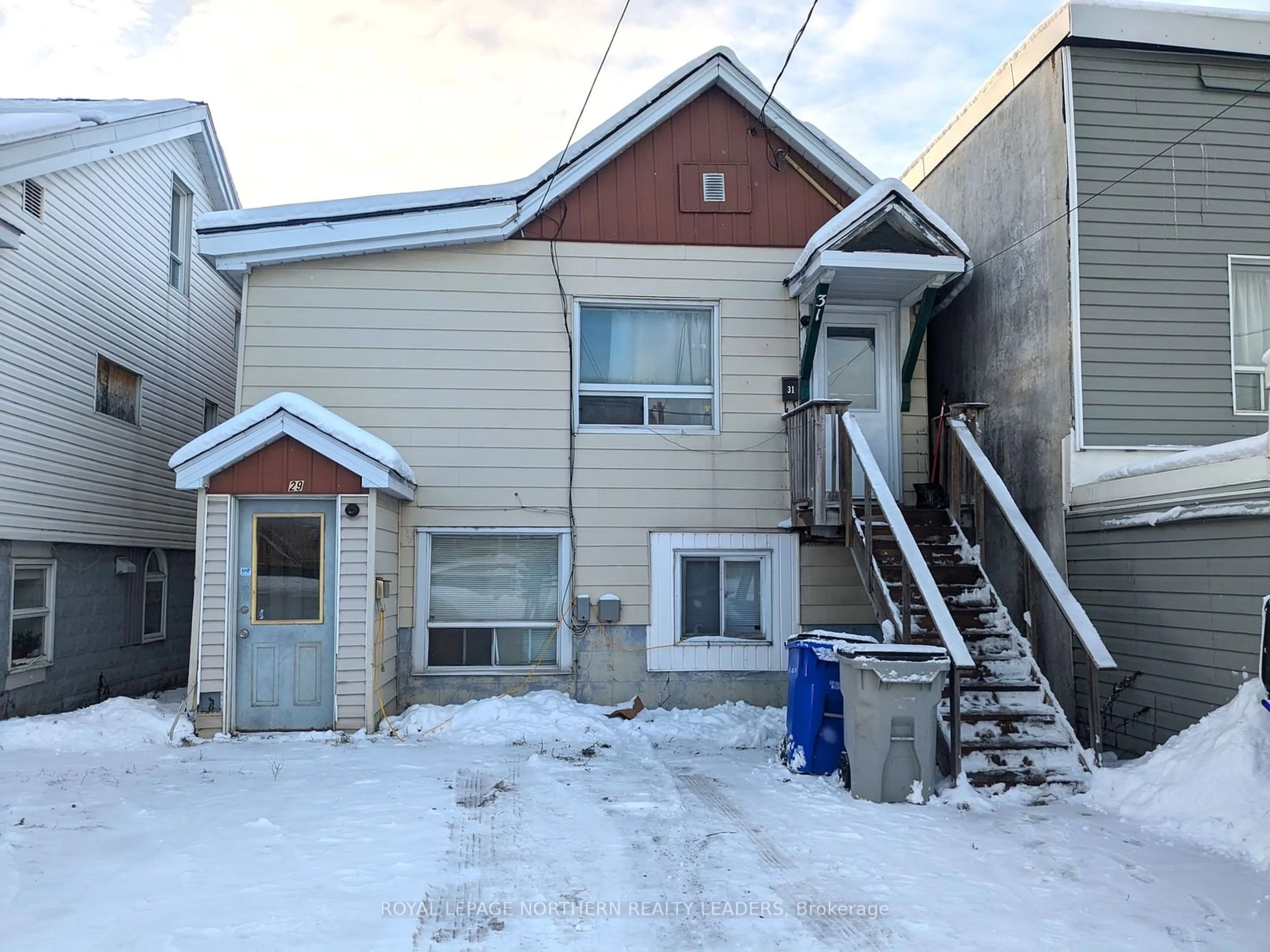 A pic from exterior of the house or condo, the front or back of building for 29-31 Birch St, Timmins Ontario P4N 6C8