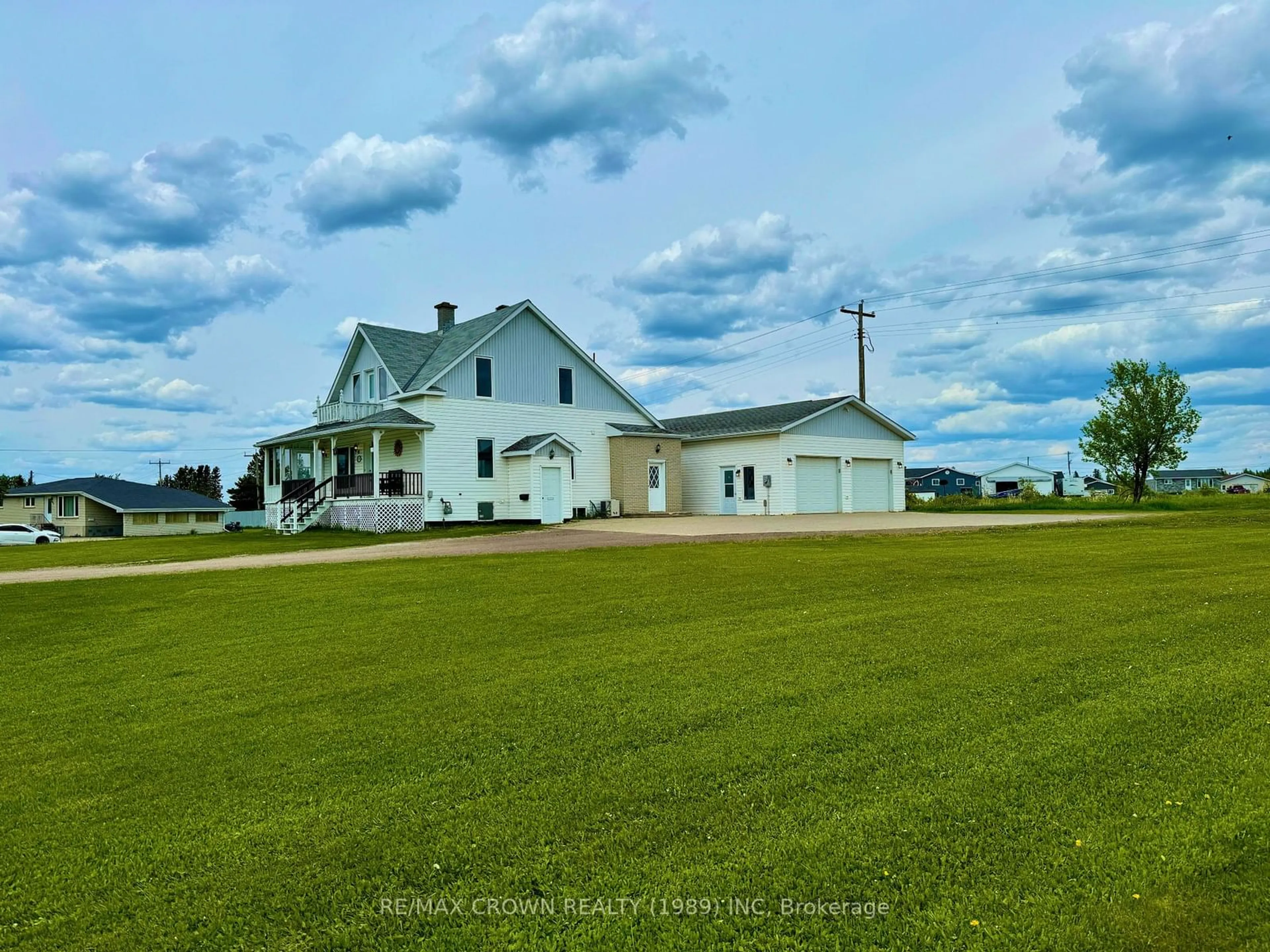 Frontside or backside of a home, cottage for 298 Government Rd, Kapuskasing Ontario P5N 2X3