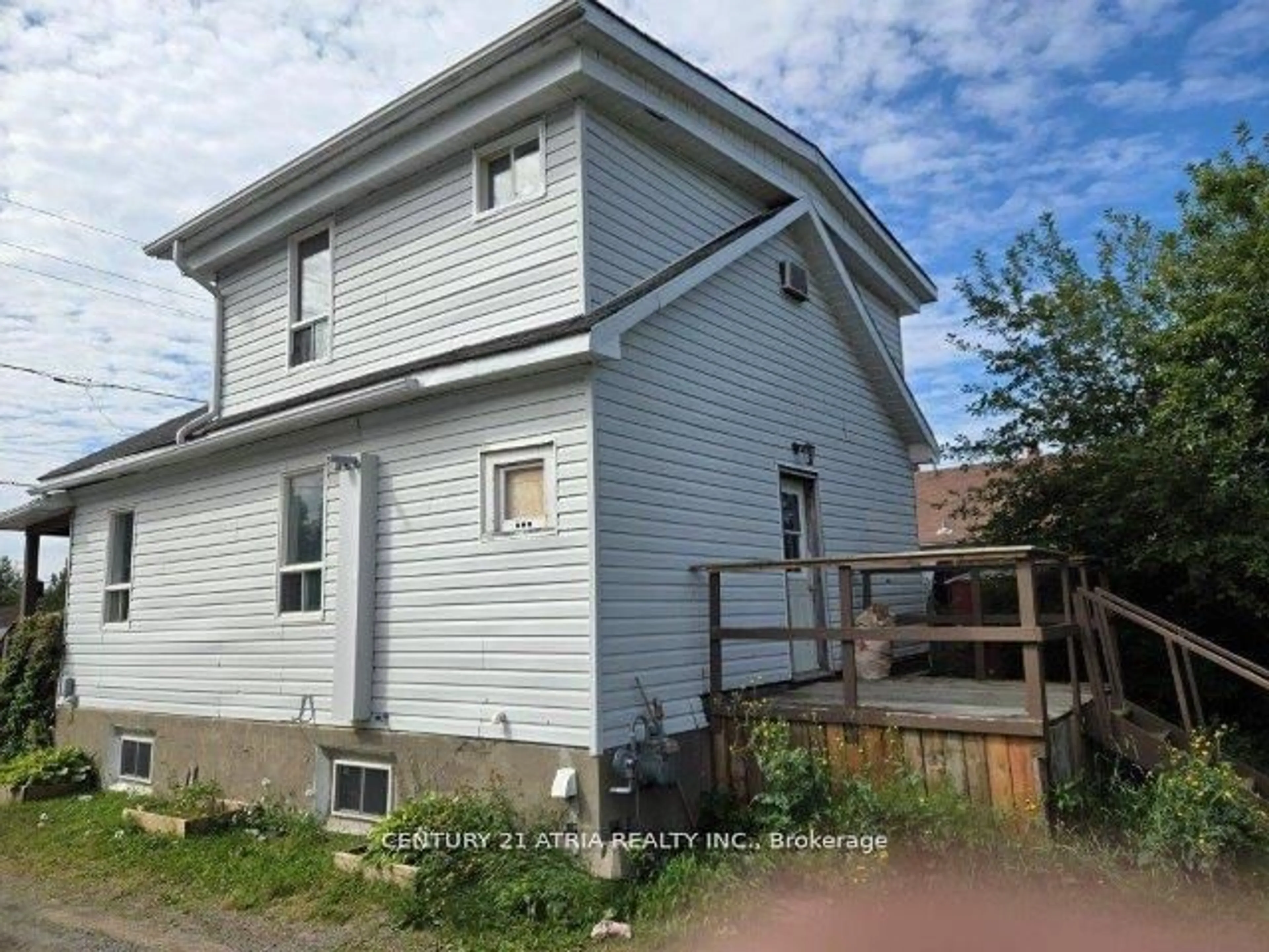 A pic from outside/outdoor area/front of a property/back of a property/a pic from drone, building for 80 Poplar Ave, Kirkland Lake Ontario P2N 2M9