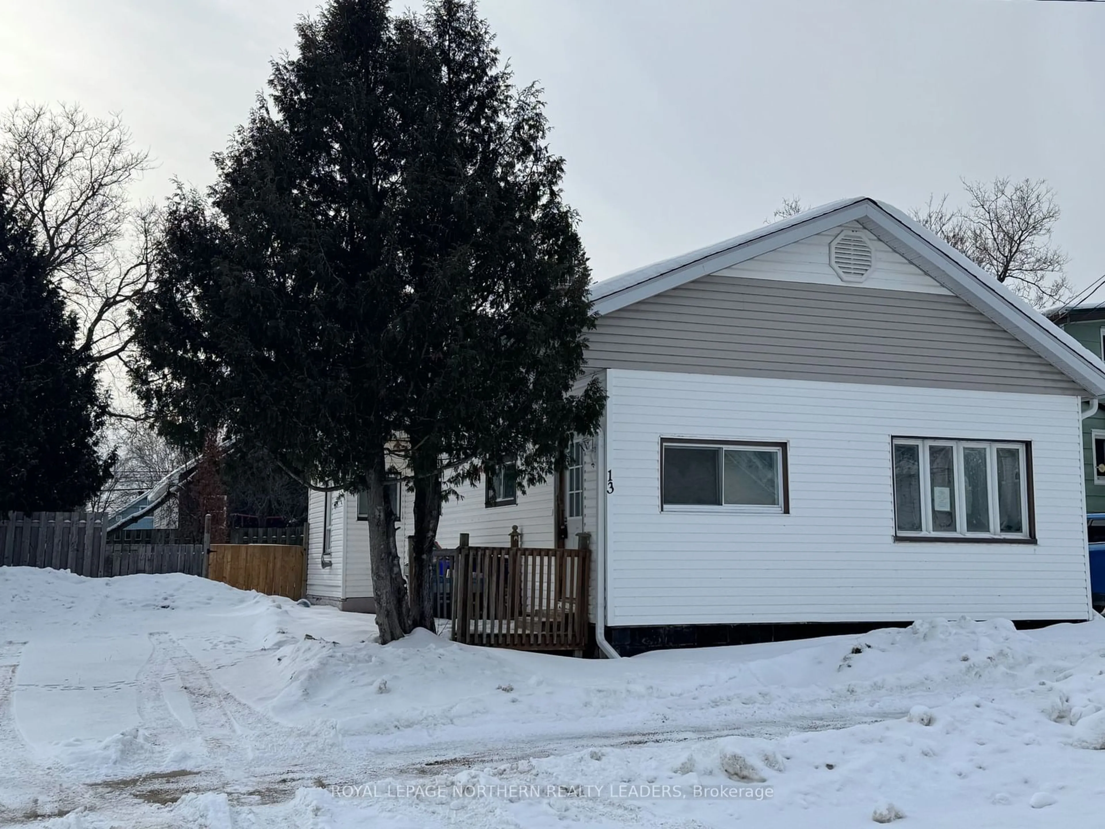 A pic from outside/outdoor area/front of a property/back of a property/a pic from drone, building for 13 Bloor Ave, Timmins Ontario P0N 1H0