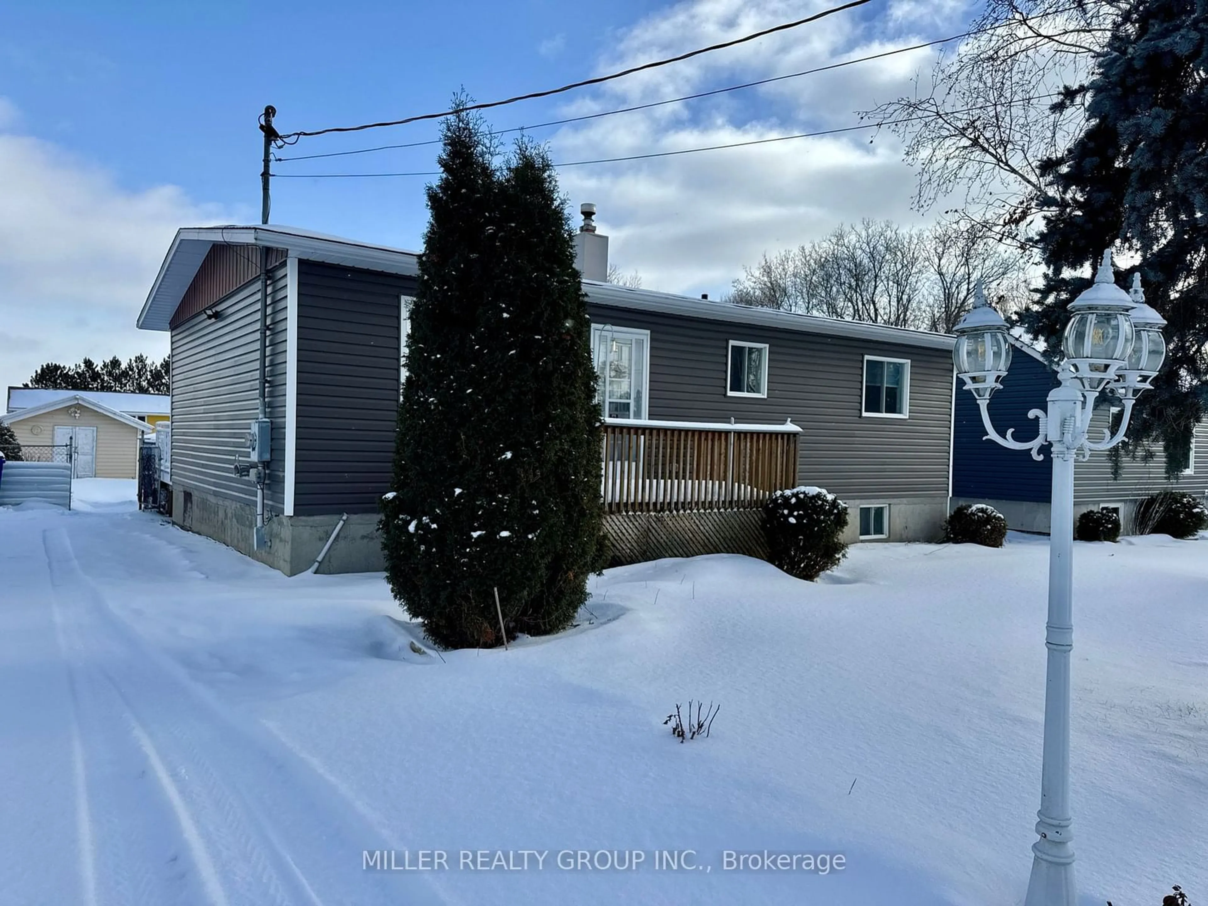 A pic from outside/outdoor area/front of a property/back of a property/a pic from drone, street for 76 Birch St, Temiskaming Shores Ontario P0J 1R0