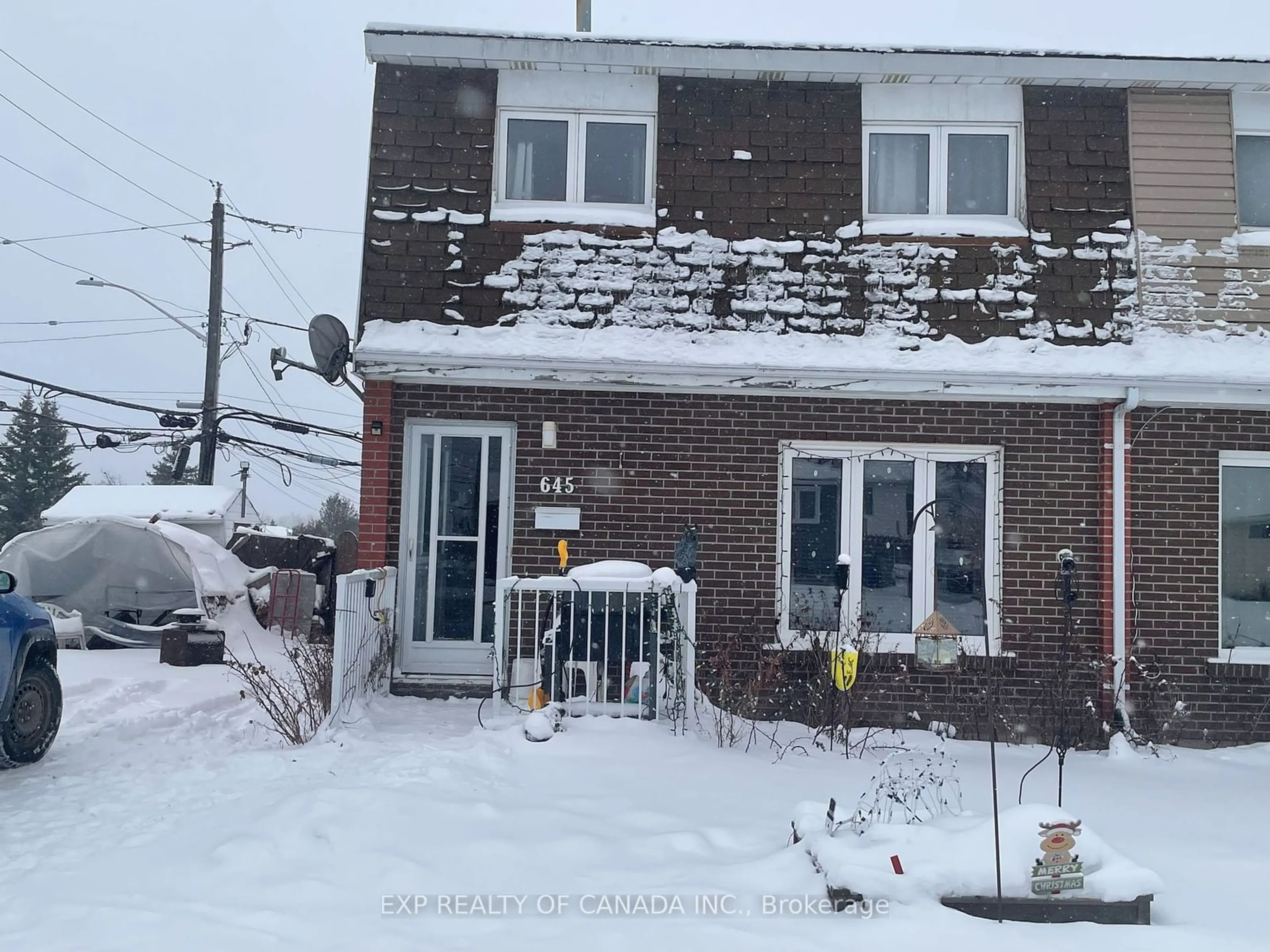 A pic from outside/outdoor area/front of a property/back of a property/a pic from drone, street for 645 College St, Timmins Ontario P4N 5J7