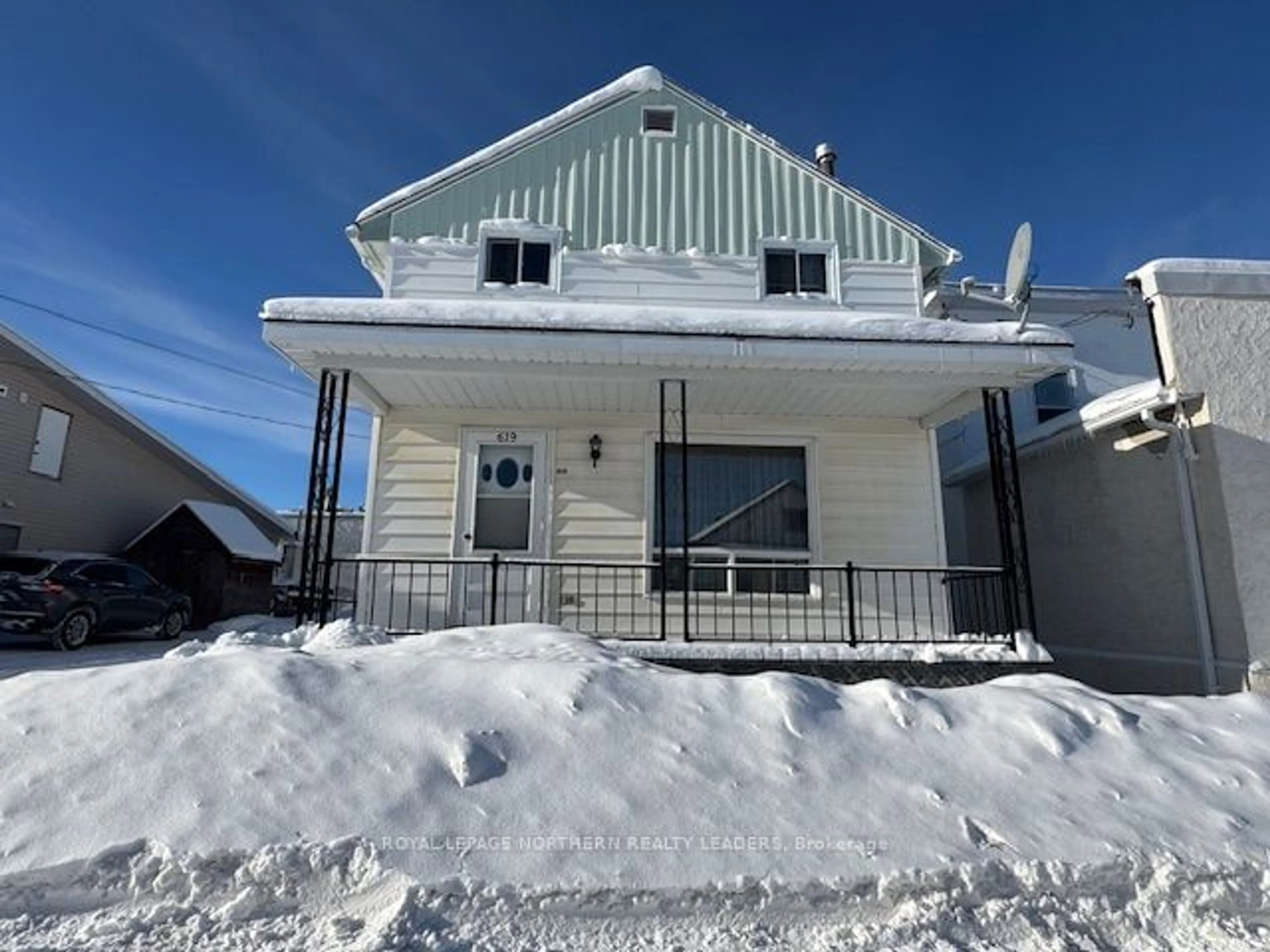 Home with vinyl exterior material, street for 619 D'Iberville Ave, Iroquois Falls Ontario P0K 1G0