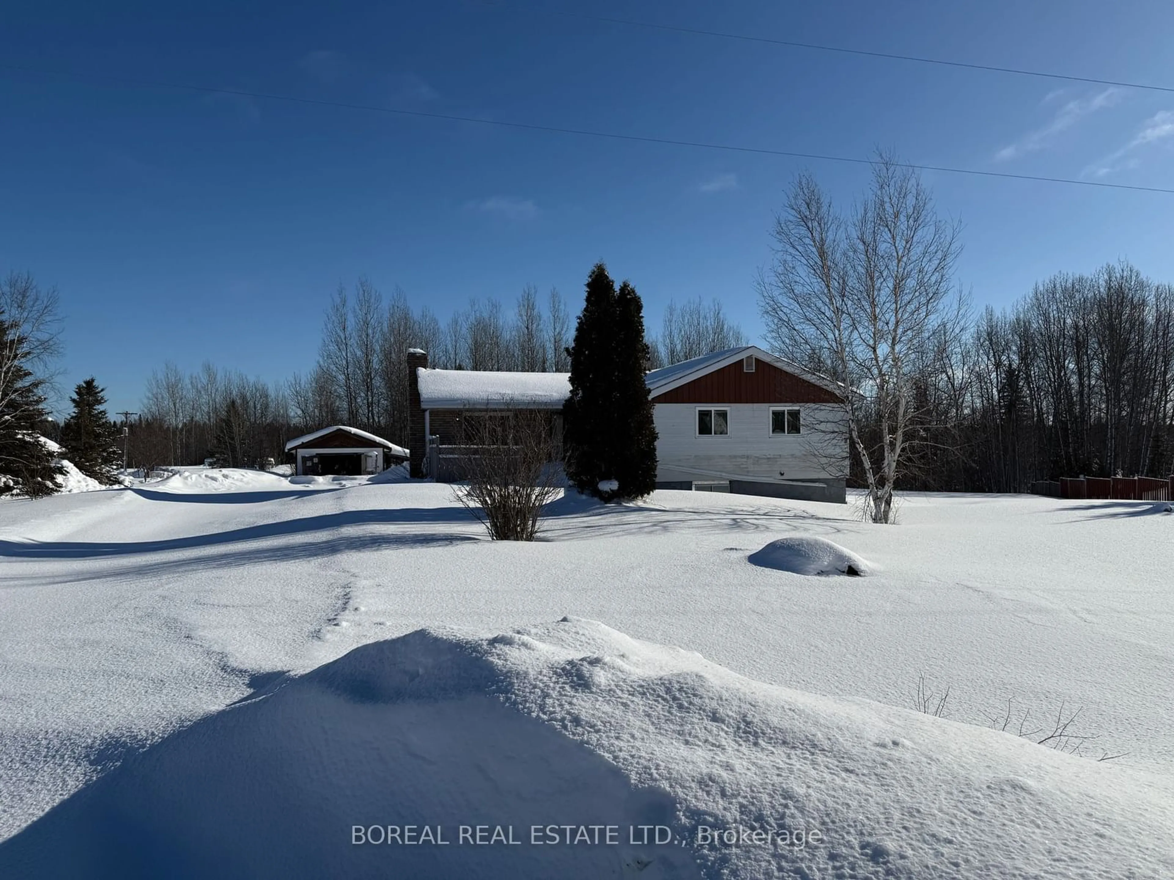 A pic from outside/outdoor area/front of a property/back of a property/a pic from drone, water/lake/river/ocean view for 15 Mondor Creek Rd, Cochrane Ontario P0L 1C0