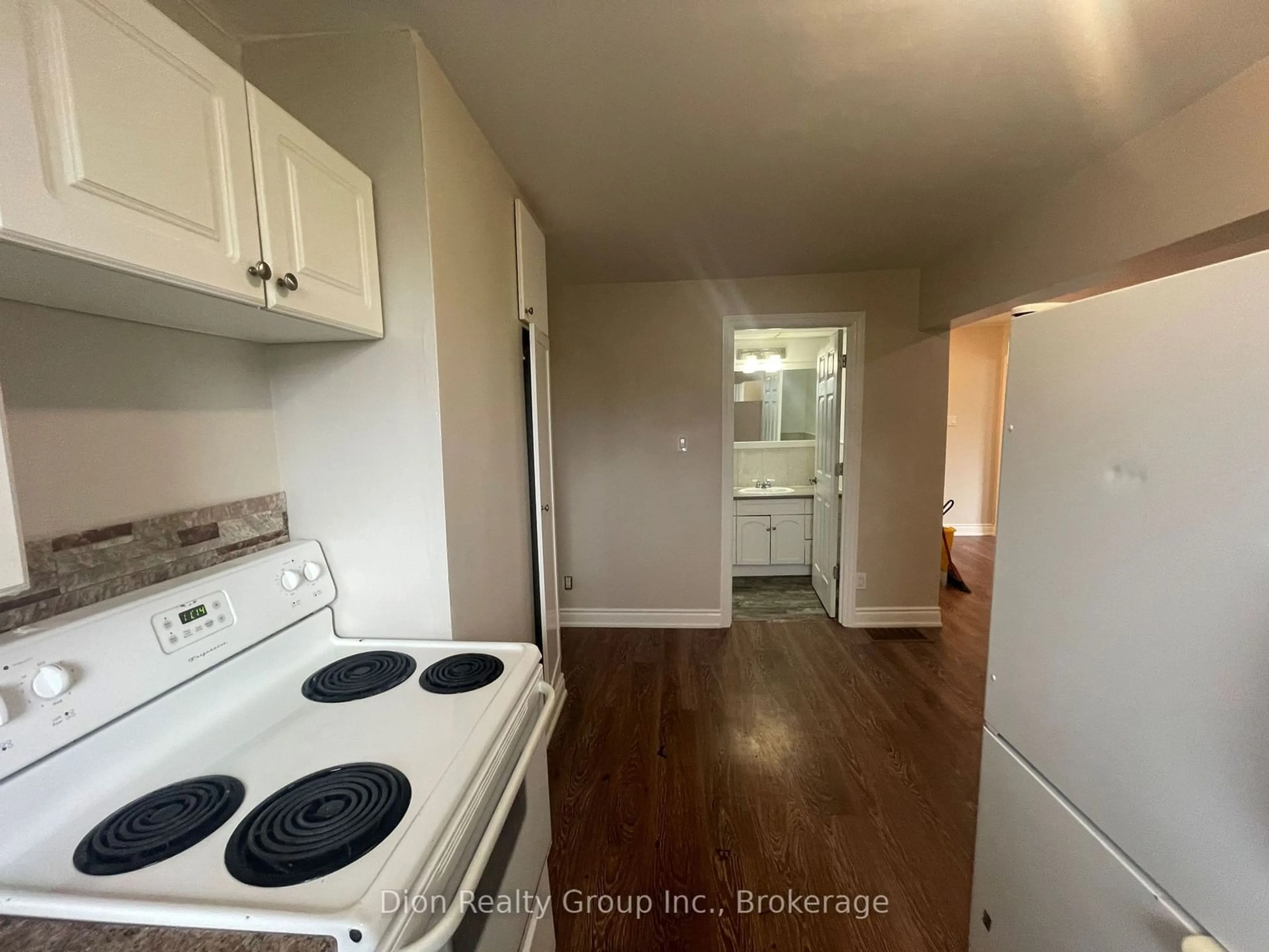 Standard kitchen, unknown for 122 Carter Ave, Kirkland Lake Ontario P2N 1Z7