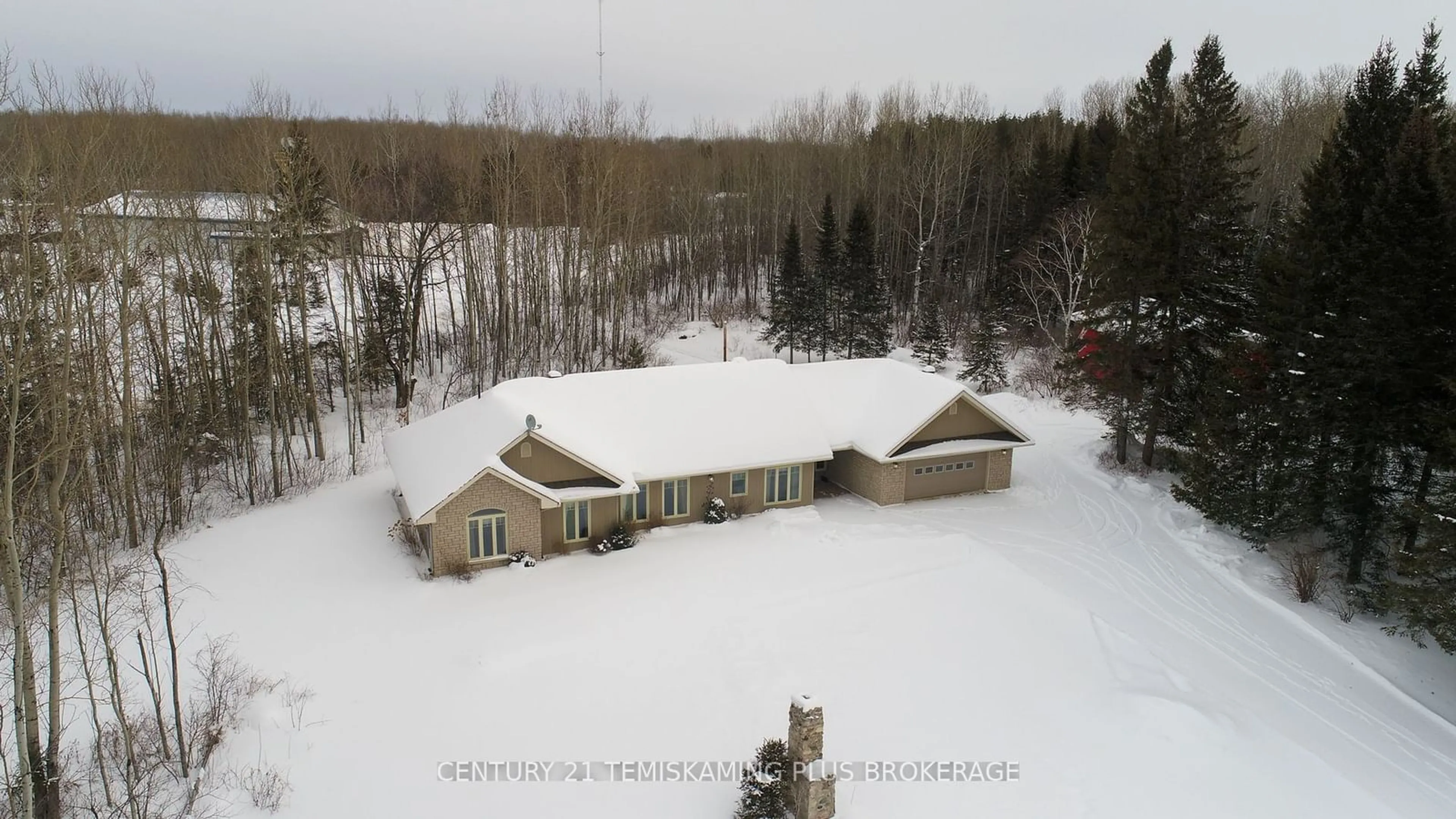 A pic from outside/outdoor area/front of a property/back of a property/a pic from drone, unknown for 331475 Highway 11, Armstrong Ontario P0J 1E0