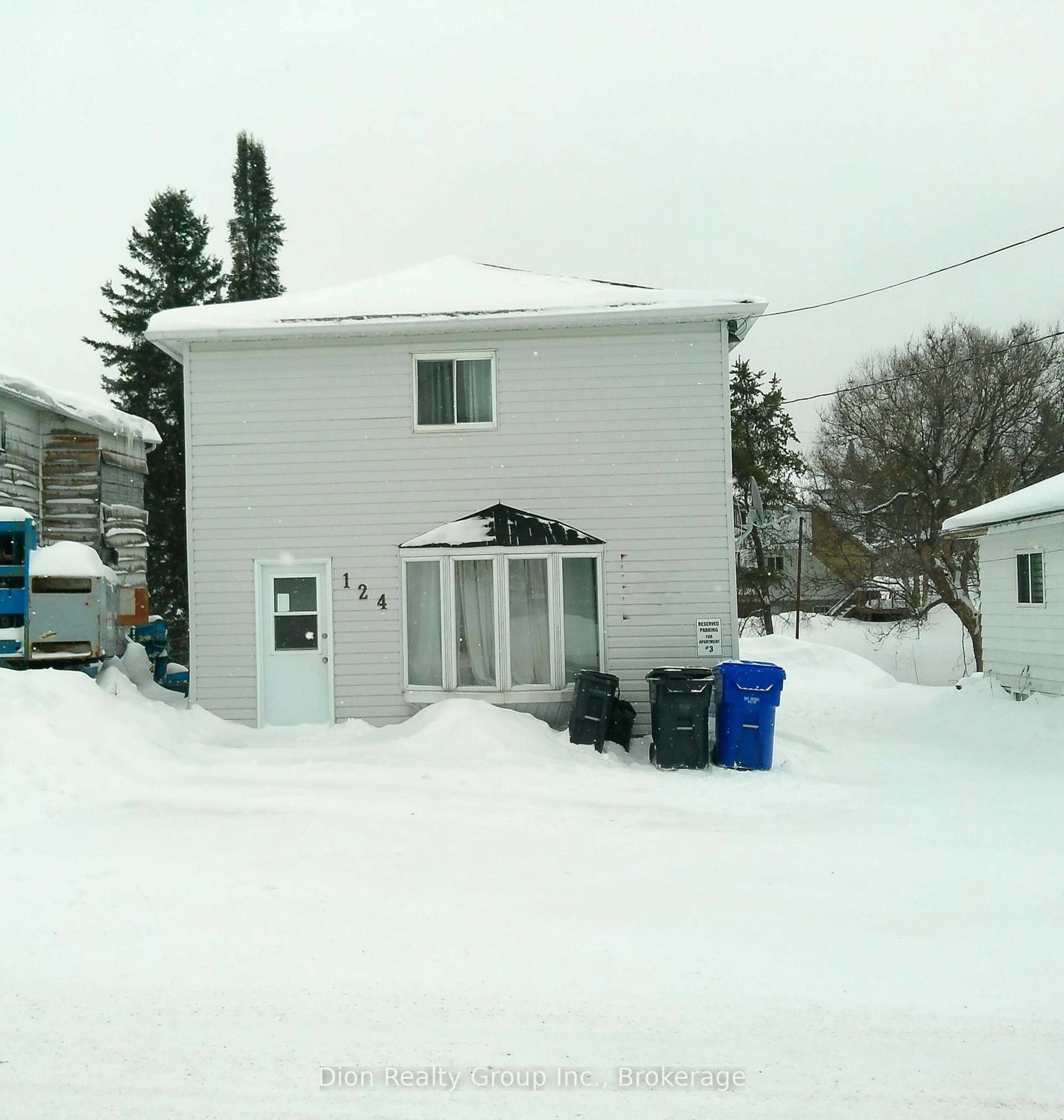 Unknown for 124 Pollock St, Kirkland Lake Ontario P2N 2N4