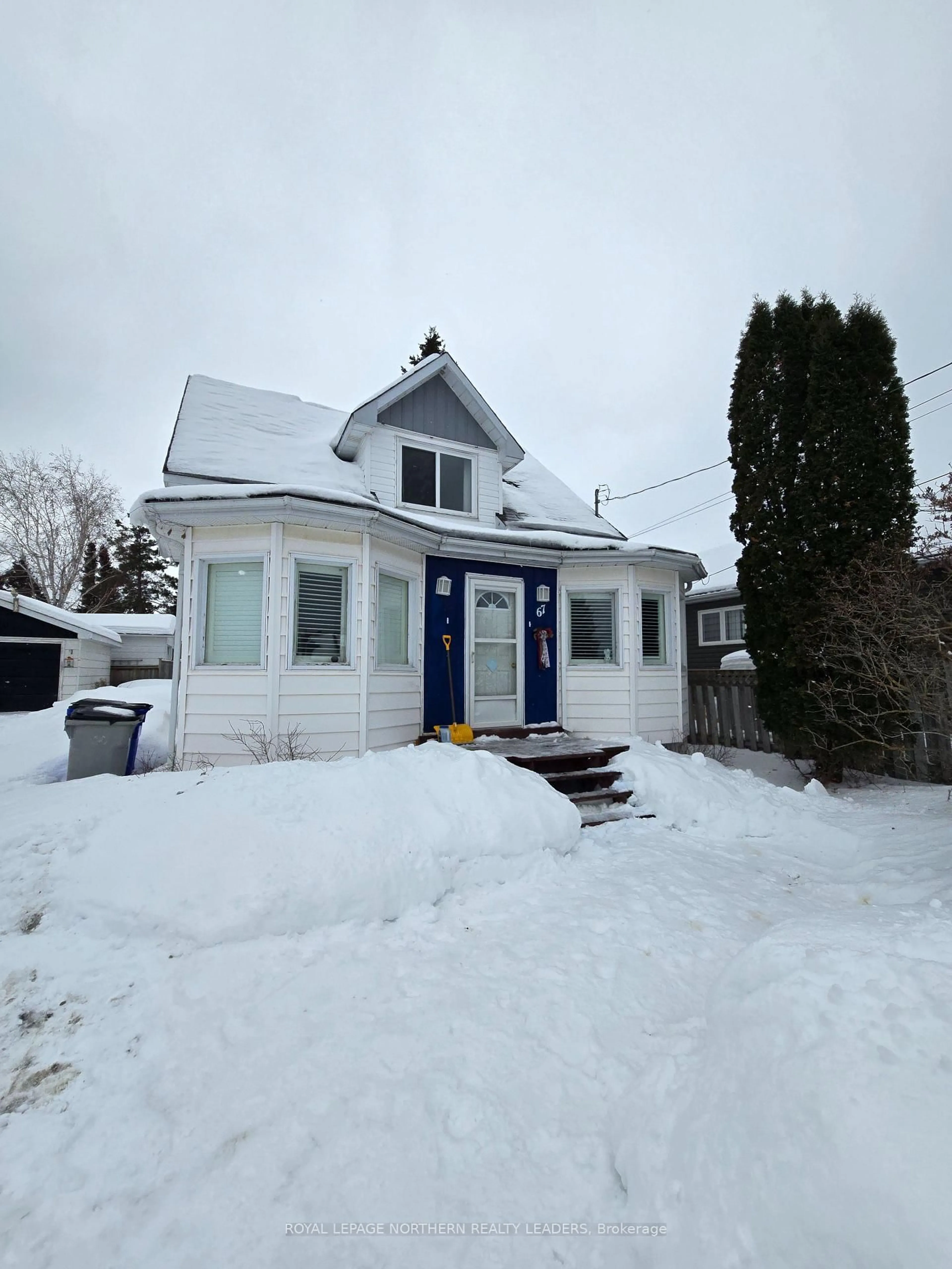 A pic from outside/outdoor area/front of a property/back of a property/a pic from drone, street for 67 Smith Ave, Timmins Ontario P0N 1H0