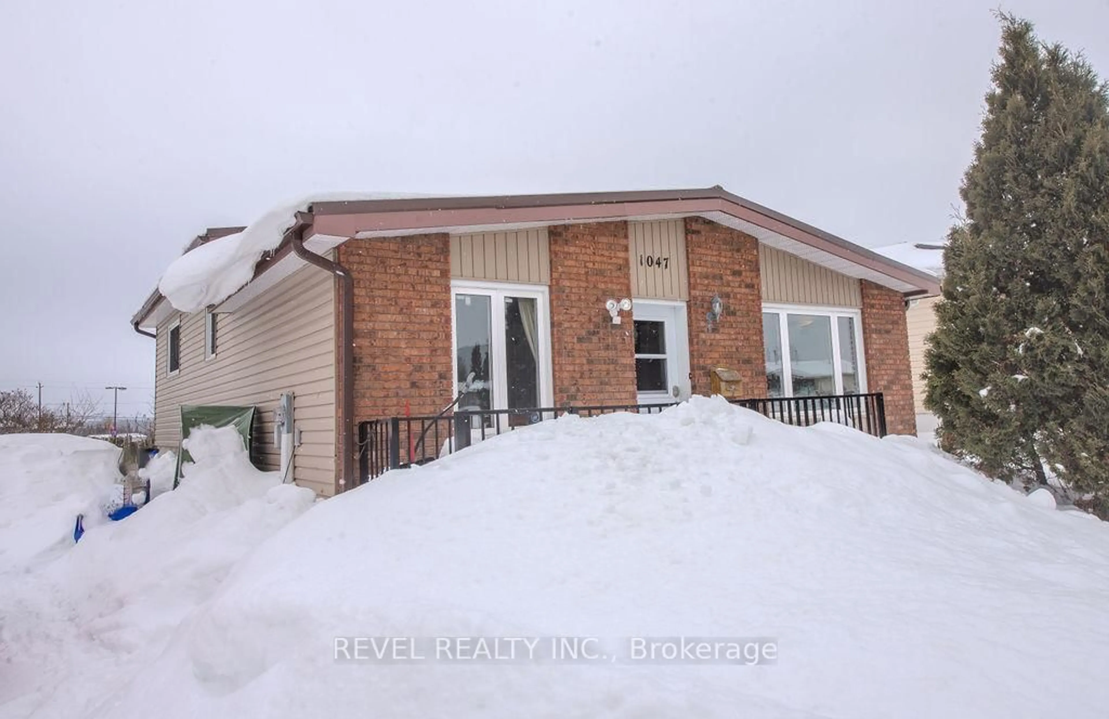Unknown for 1047 Michener Blvd, Timmins Ontario P0N 1K0