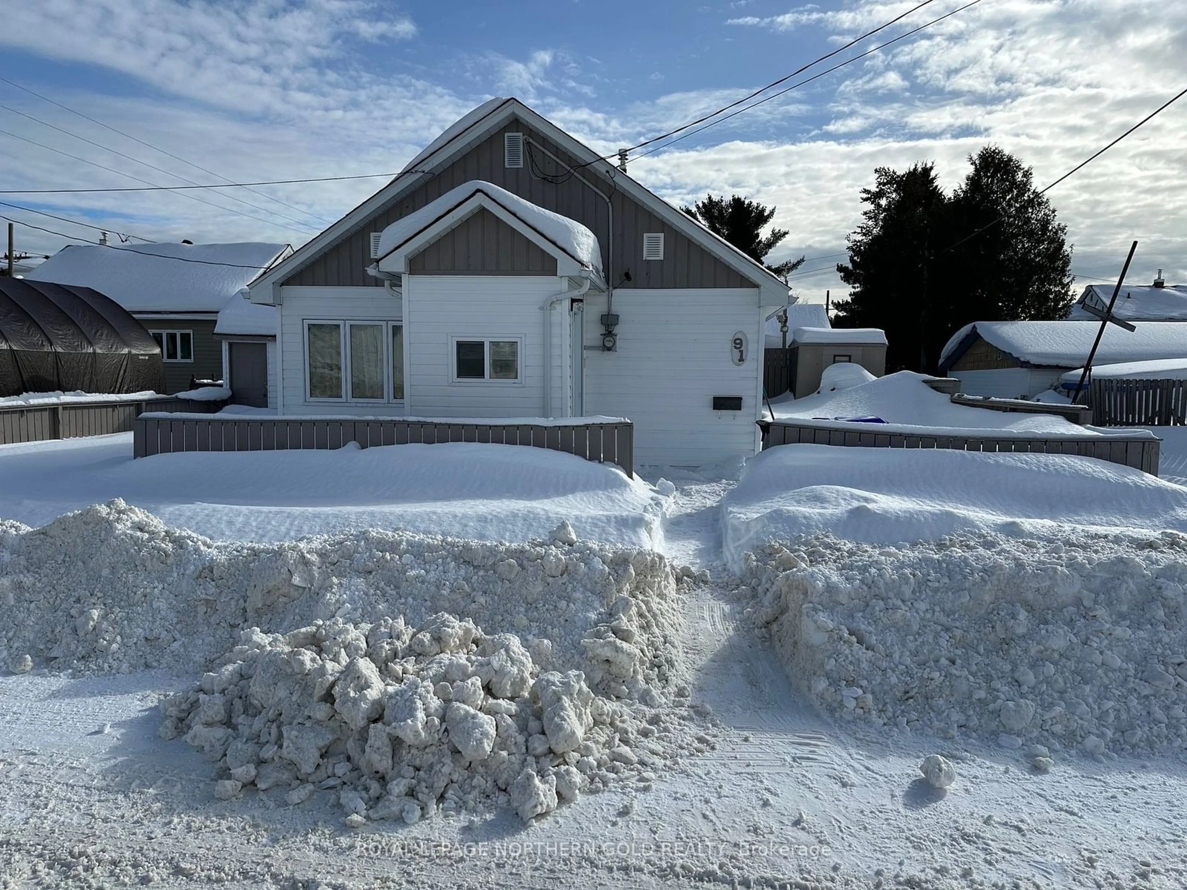 A pic from outside/outdoor area/front of a property/back of a property/a pic from drone, unknown for 91 Carter Ave, Kirkland Lake Ontario P2N 1Z6