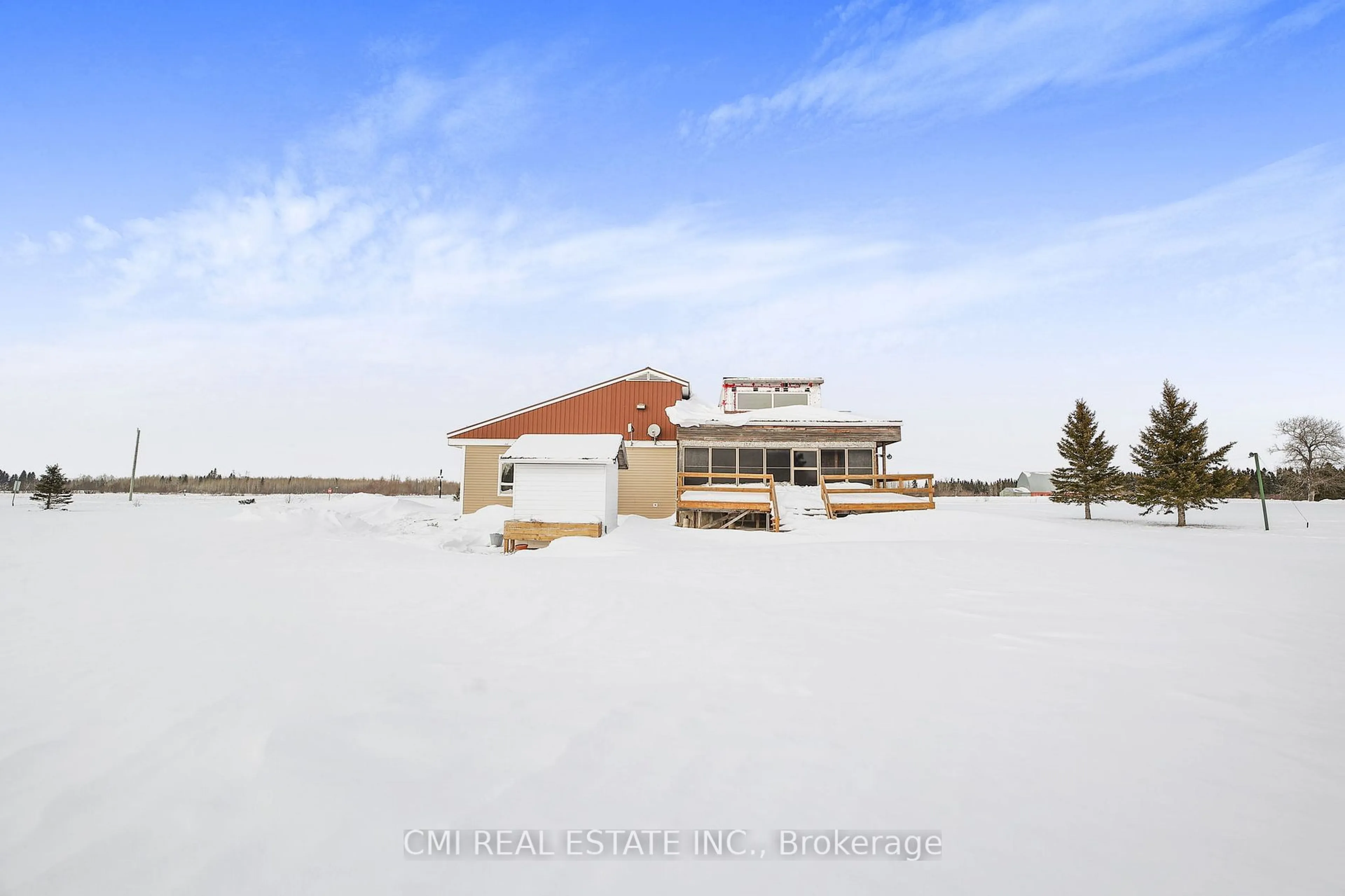 A pic from outside/outdoor area/front of a property/back of a property/a pic from drone, mountain view for 1632 Conc 2 & 3 Rd, Cochrane Ontario P0L 1C0