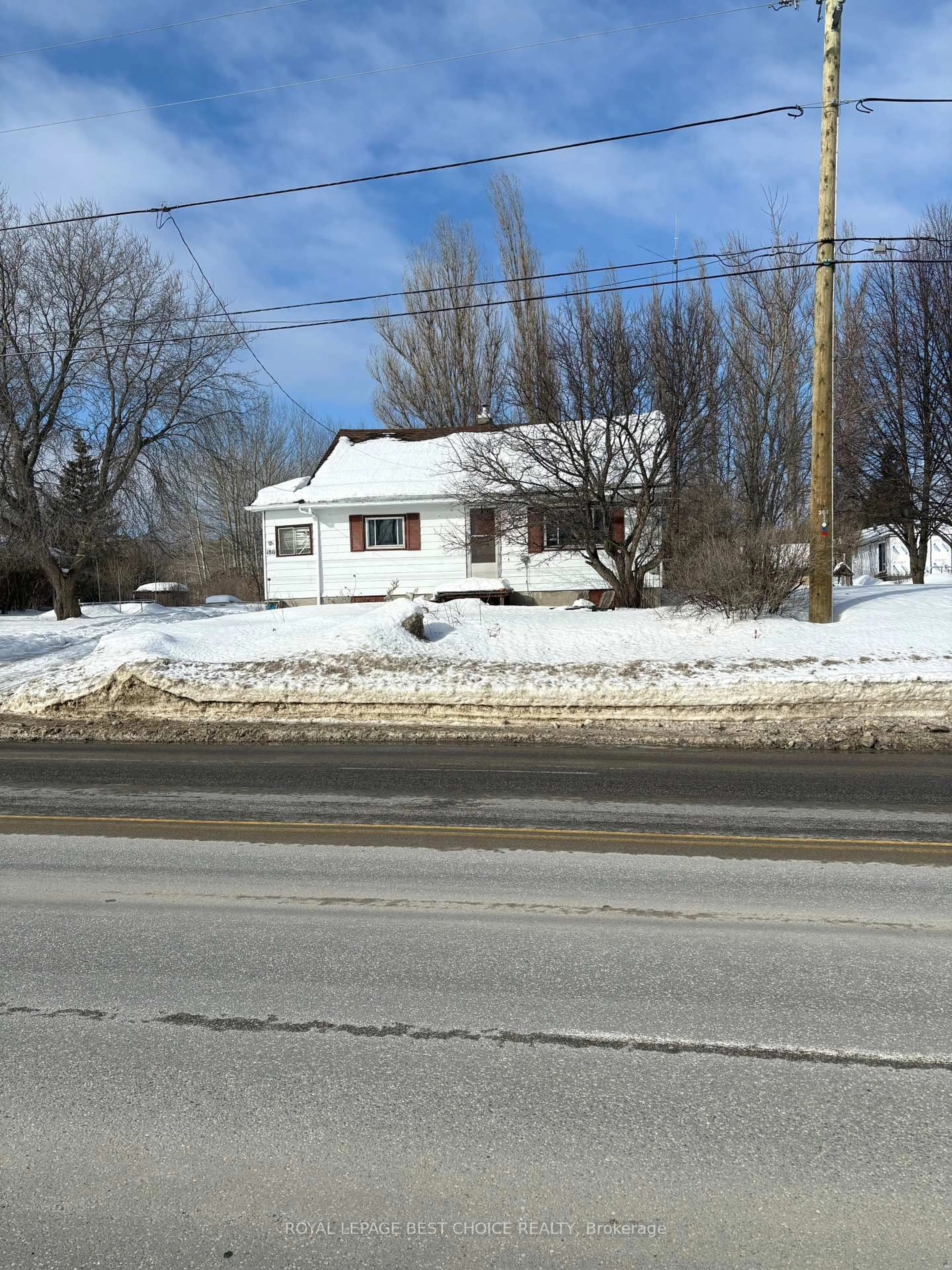 Unknown for 180 Rorke Ave, Temiskaming Shores Ontario P0J 1K0