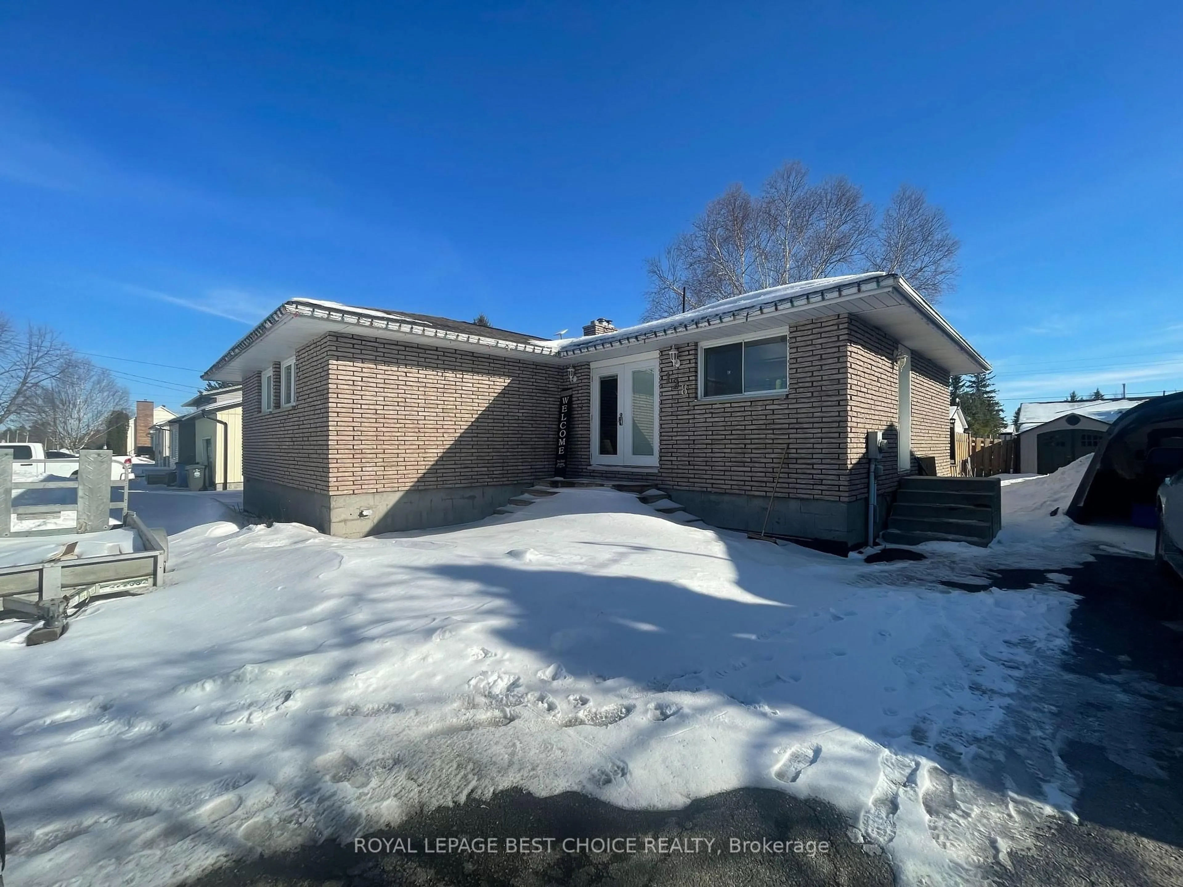 A pic from outside/outdoor area/front of a property/back of a property/a pic from drone, street for 128 Third Ave, Englehart Ontario P0J 1H0