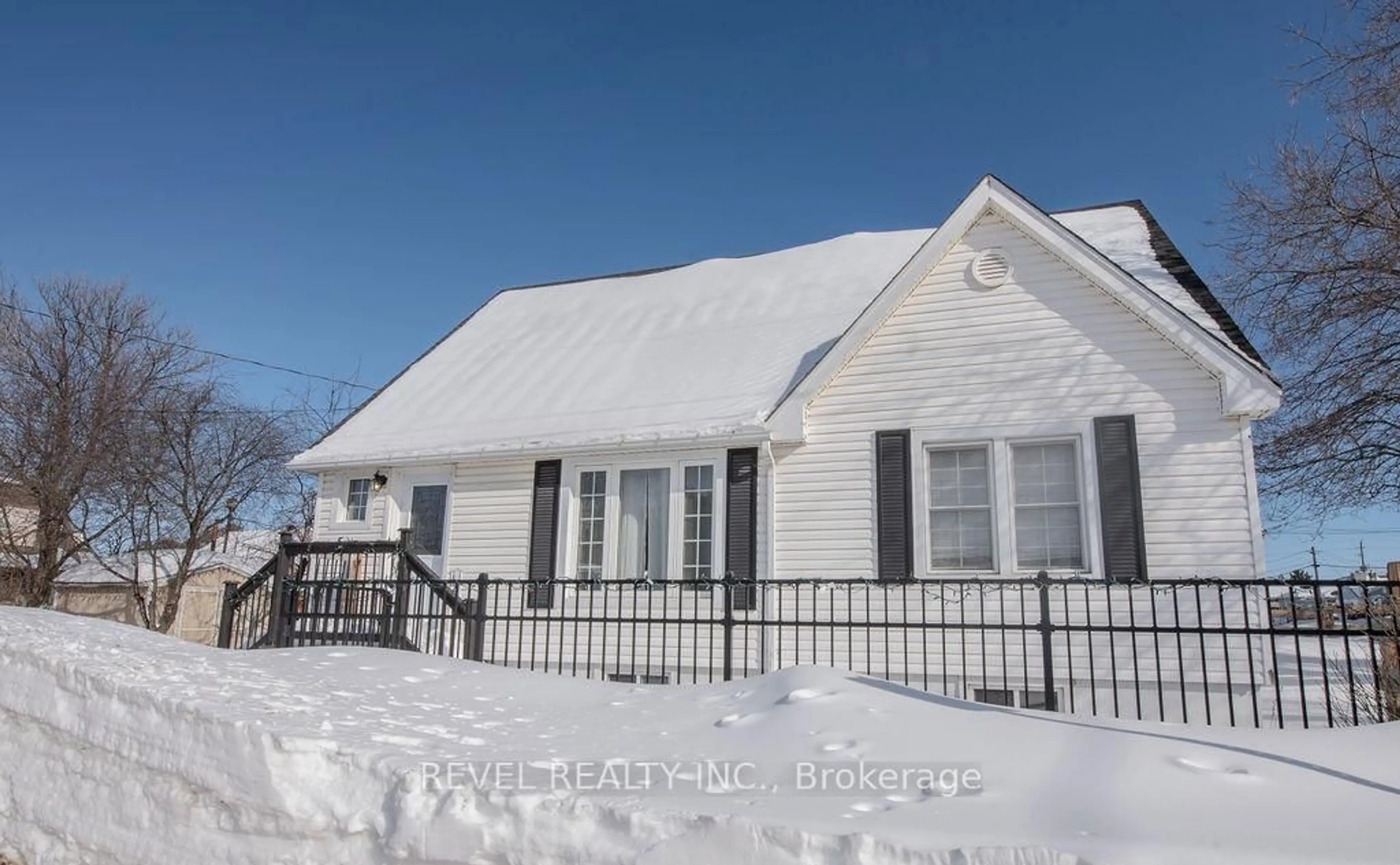 Unknown for 556 Howard Ave, Timmins Ontario P4N 5V6